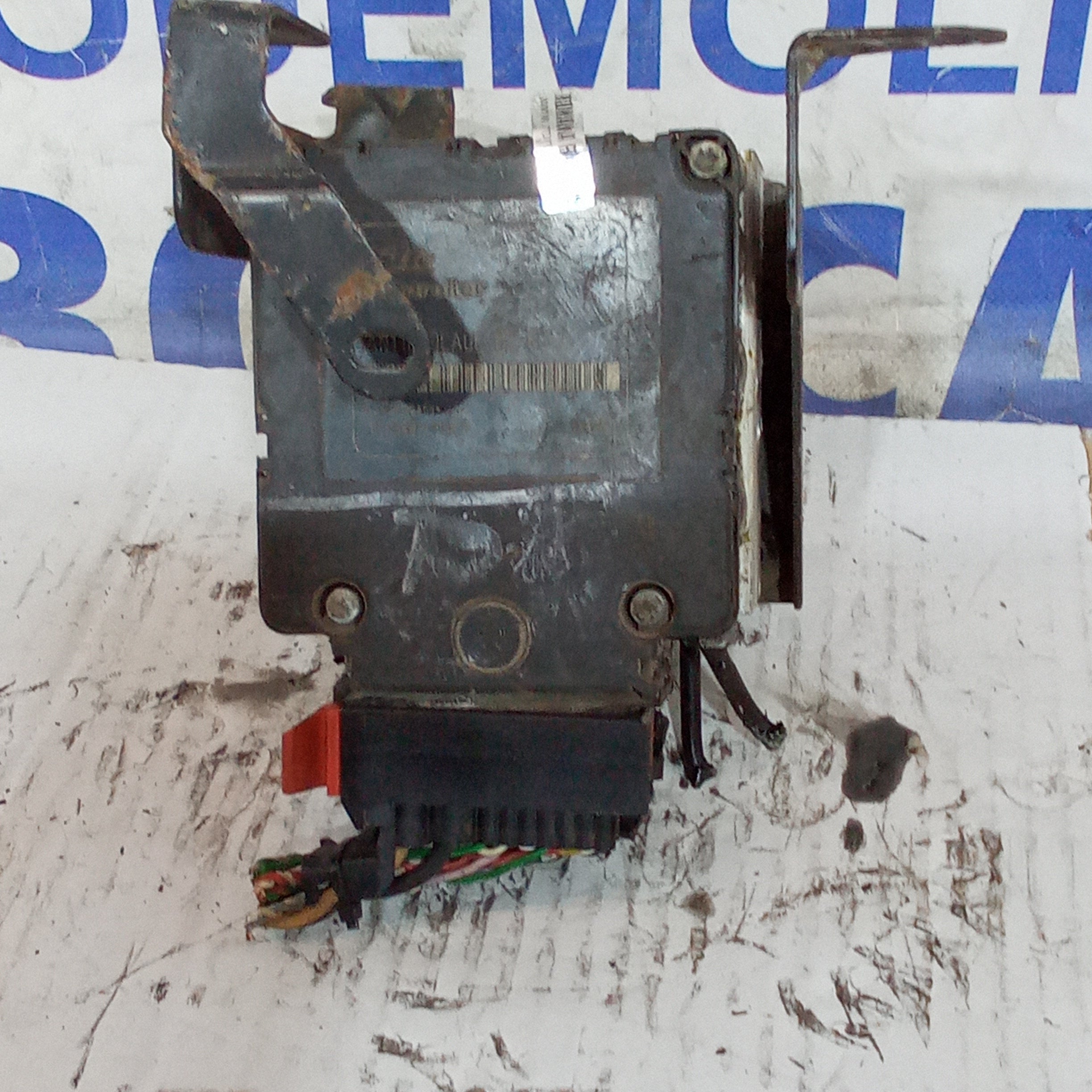 centralina abs peugeot 206 1.6hdi anno 2005 cod.9632539480