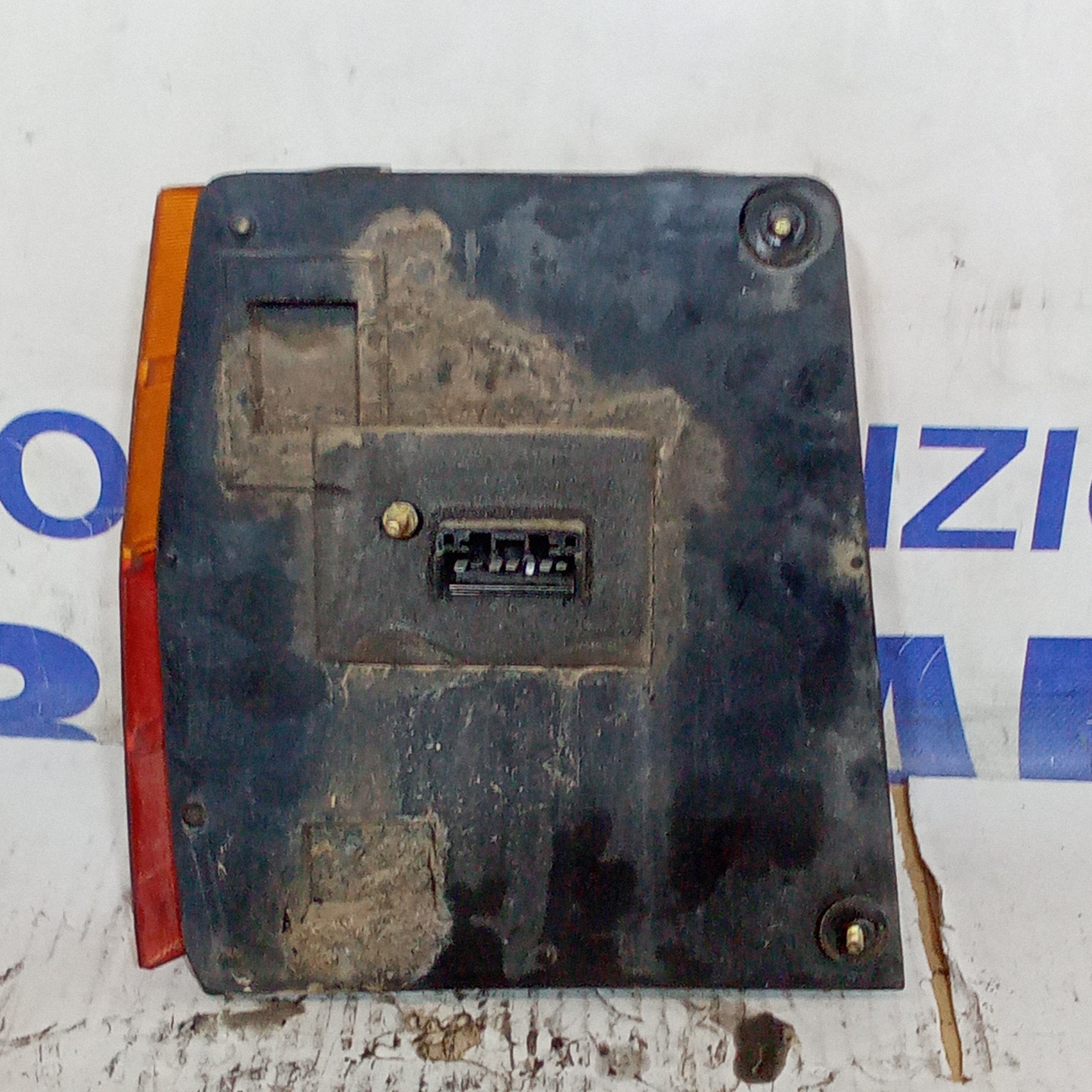 Fanale stop posteriore fiat uno anno 1989