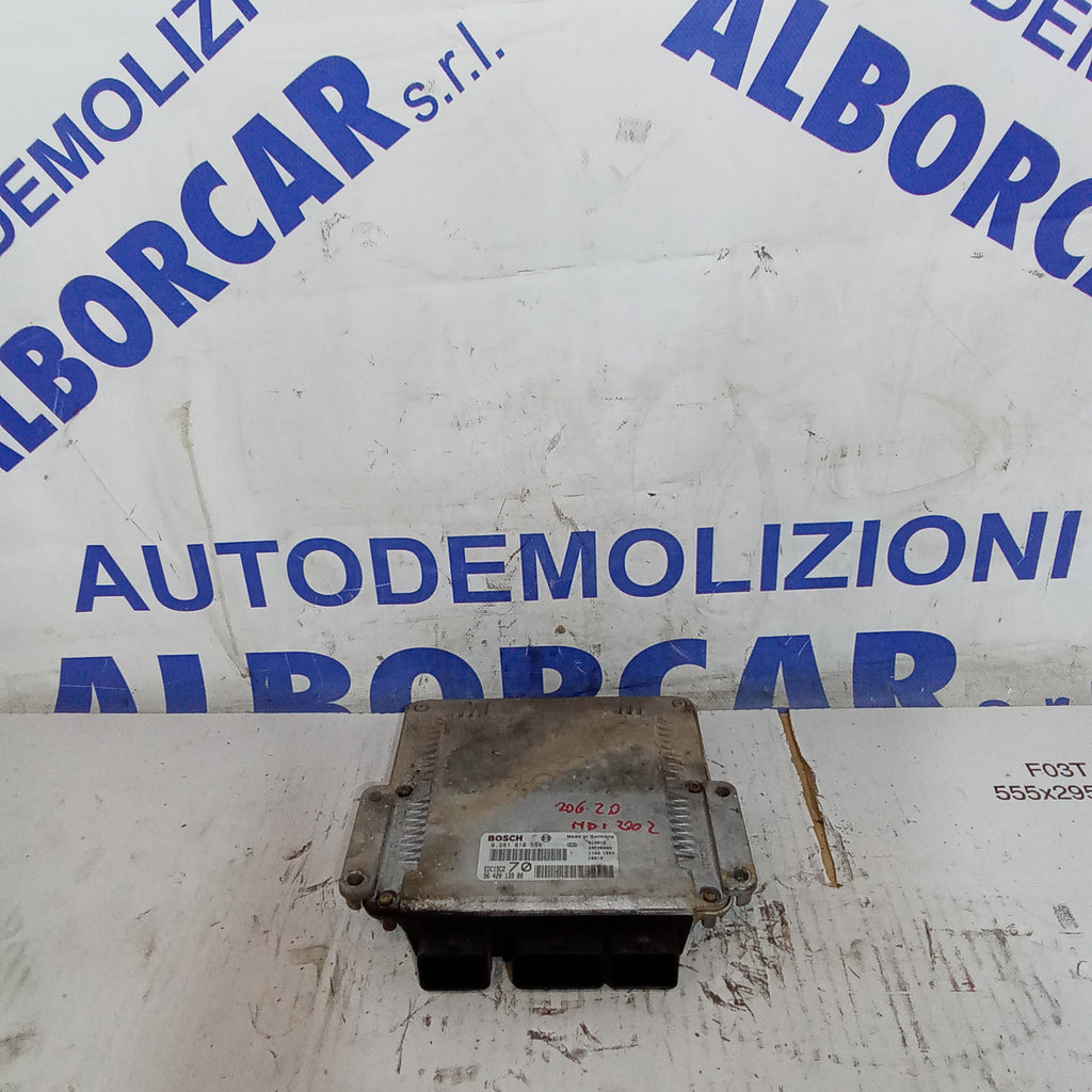 unidad de control del motor Peugeot 206 2.0 HDI año 2002 cód. 0281010594