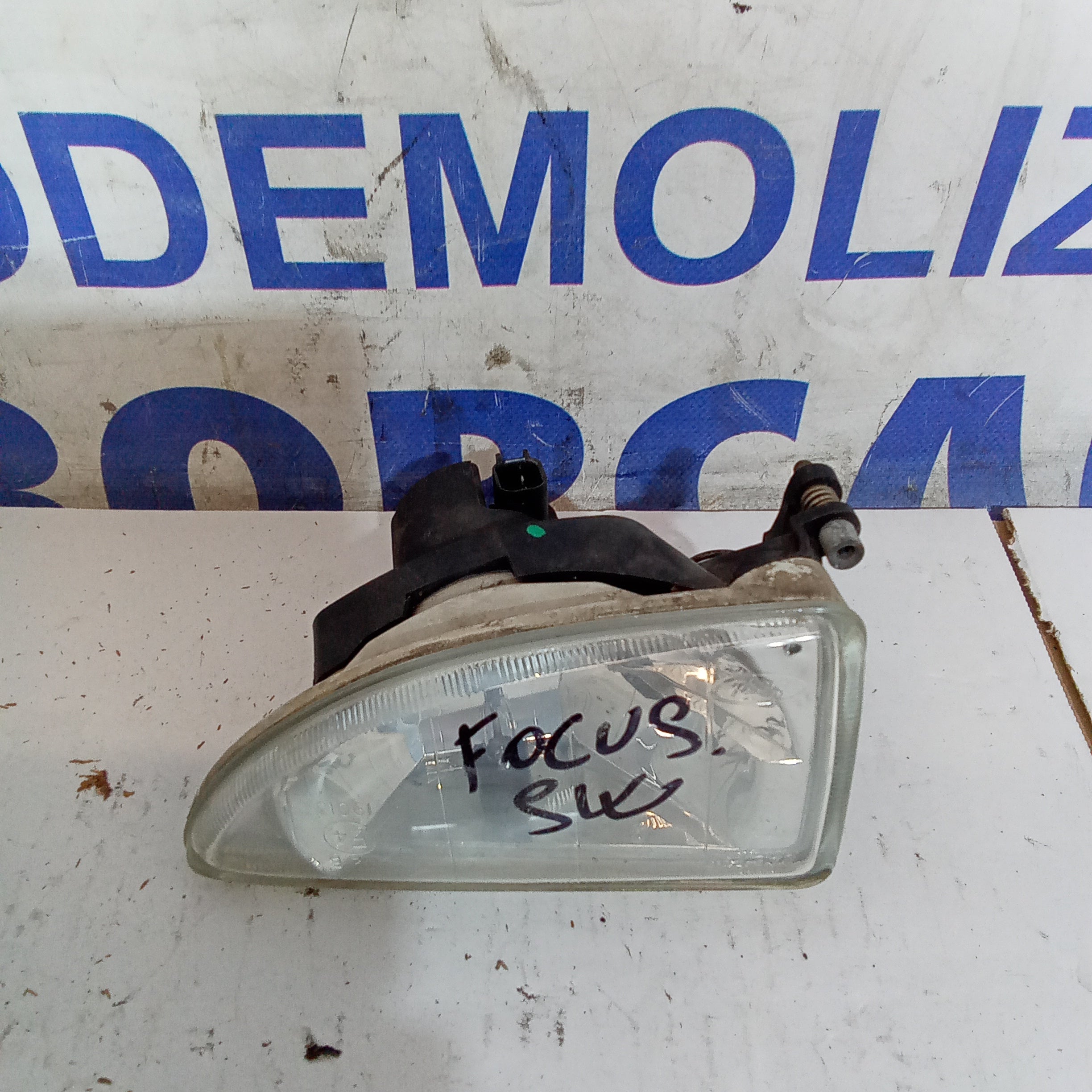 faro fendinebbia anteriore destro ford focus 1 serie anno 1998/2001