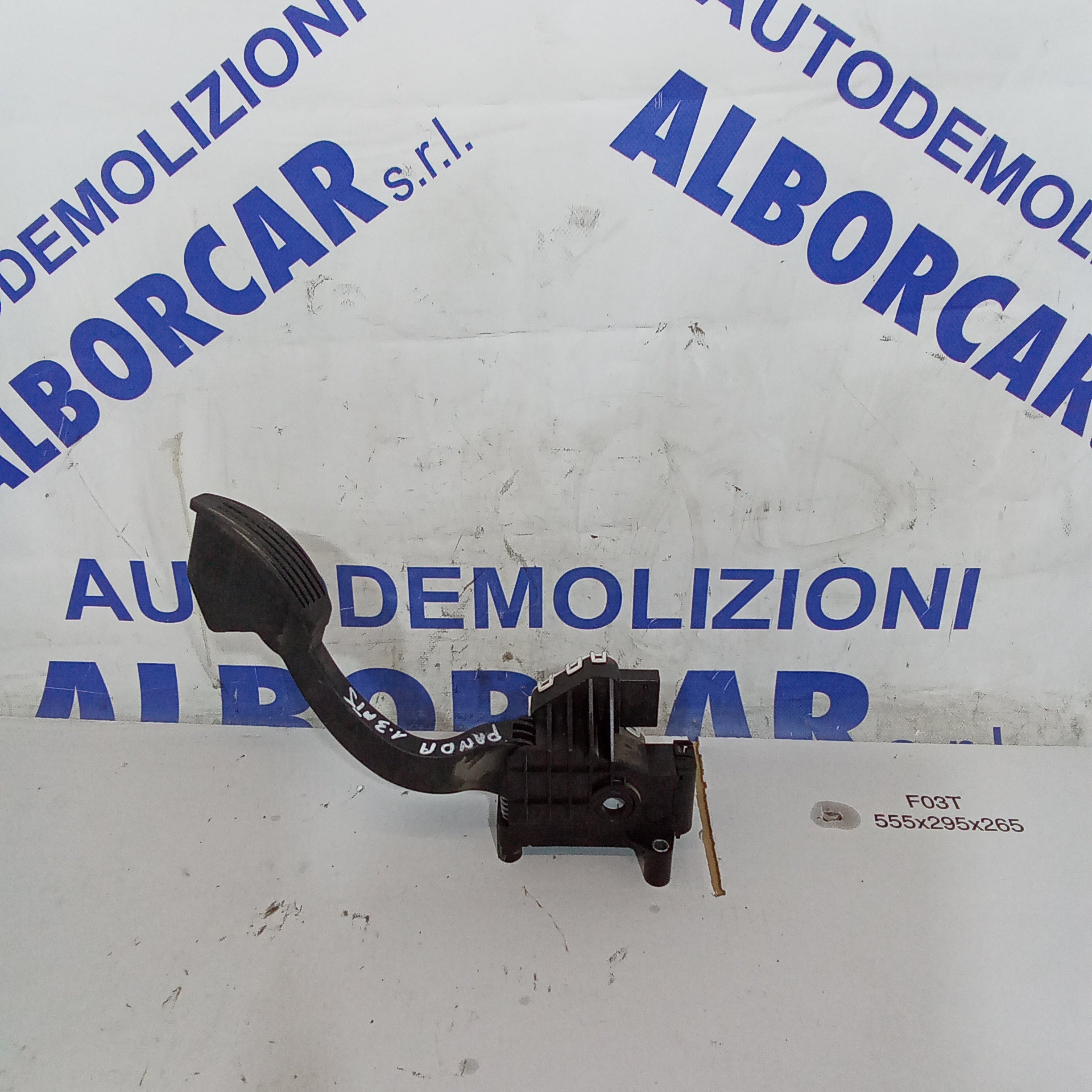 Accelerator pedal potentiometer Fiat Panda 1.3 mjt 16v (369) year 2015