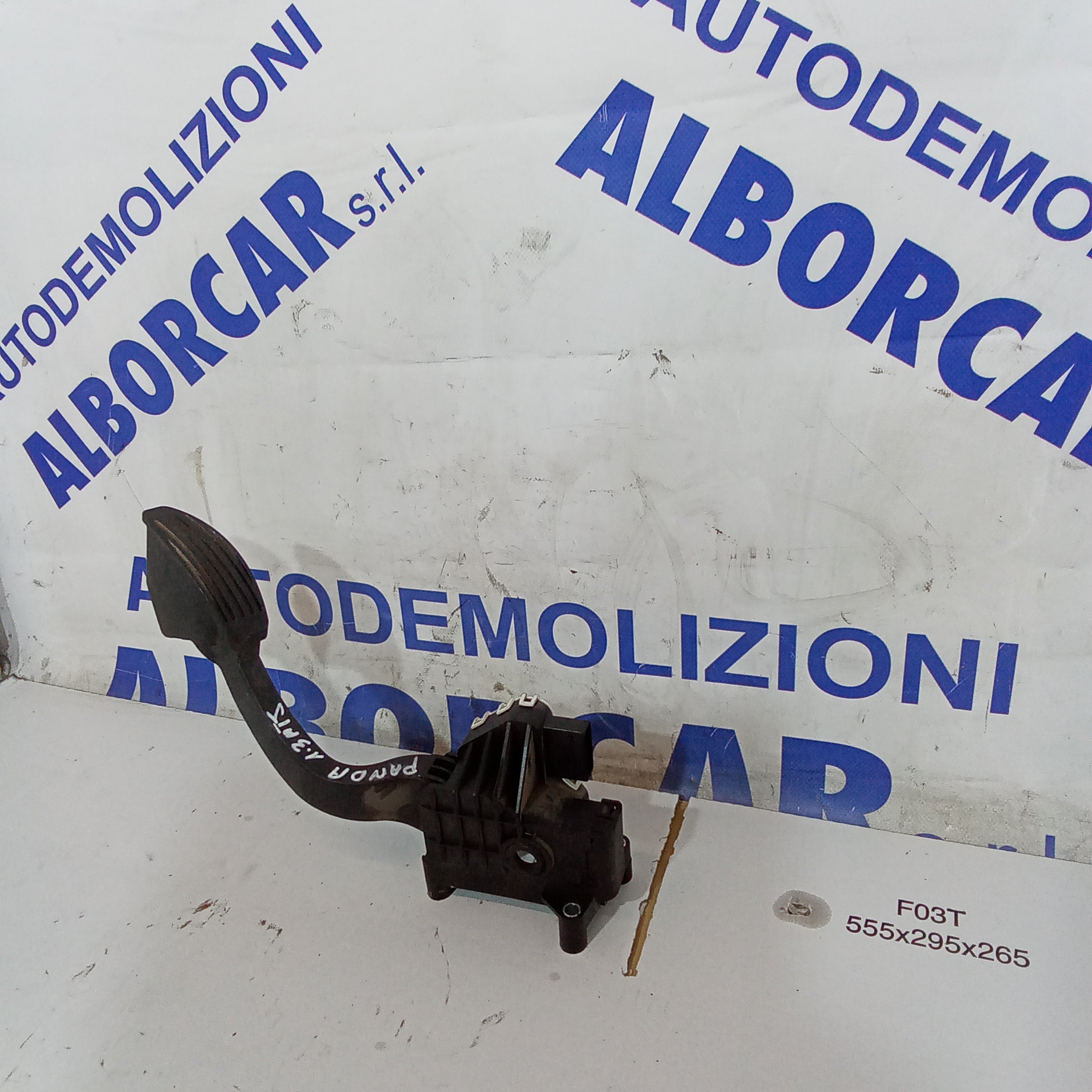 Accelerator pedal potentiometer Fiat Panda 1.3 mjt 16v (369) year 2015