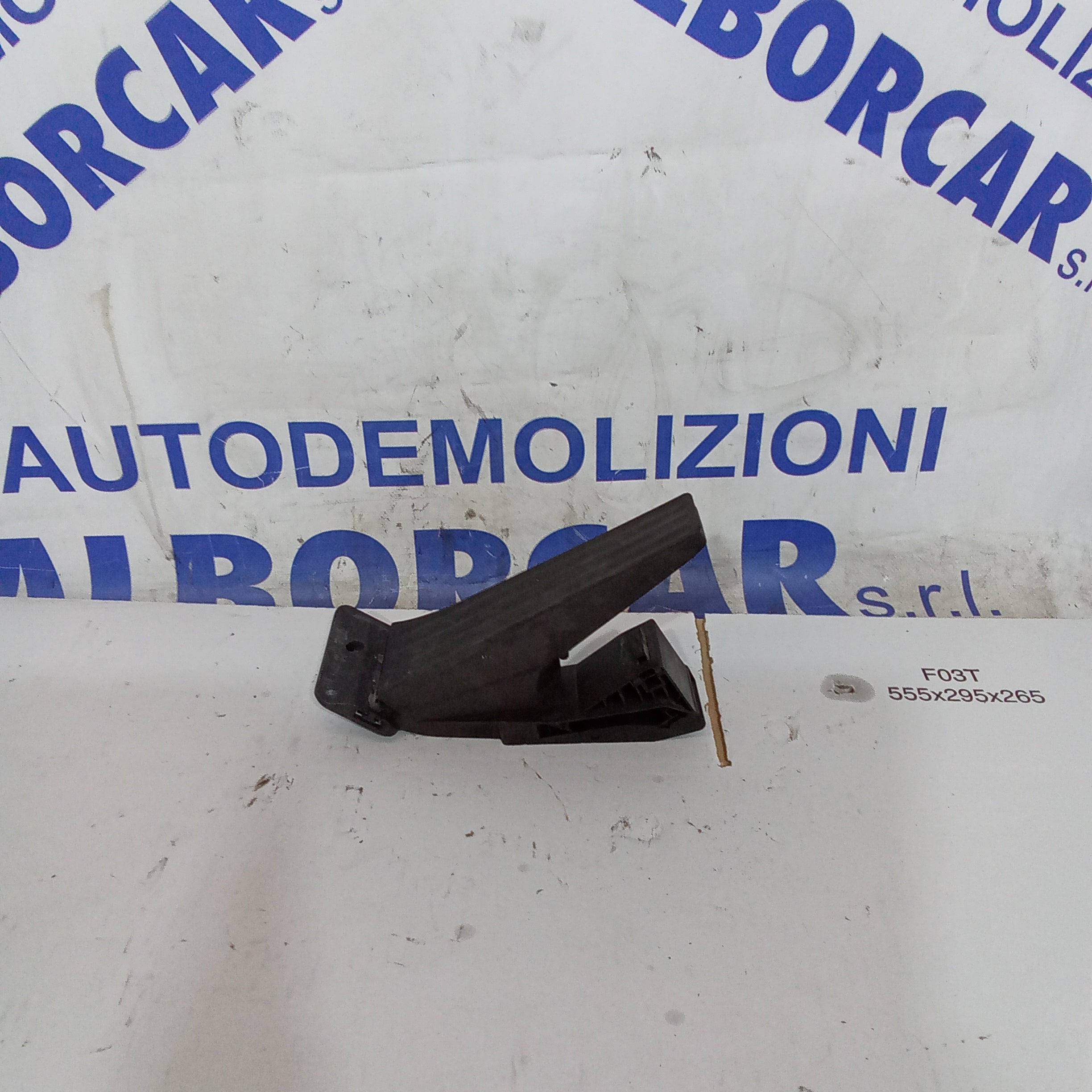 Accelerator pedal potentiometer BMW 320d year 2010 177hp