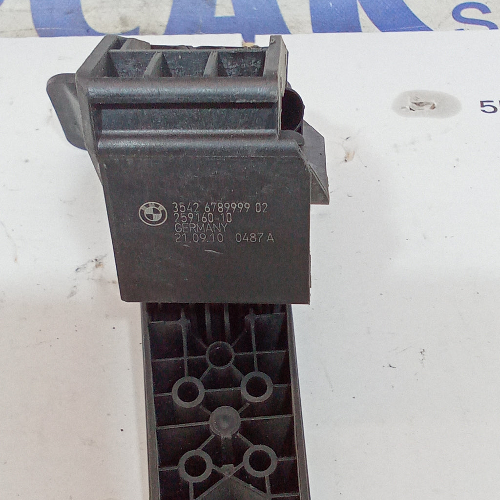 Accelerator pedal potentiometer BMW 320d year 2010 177hp