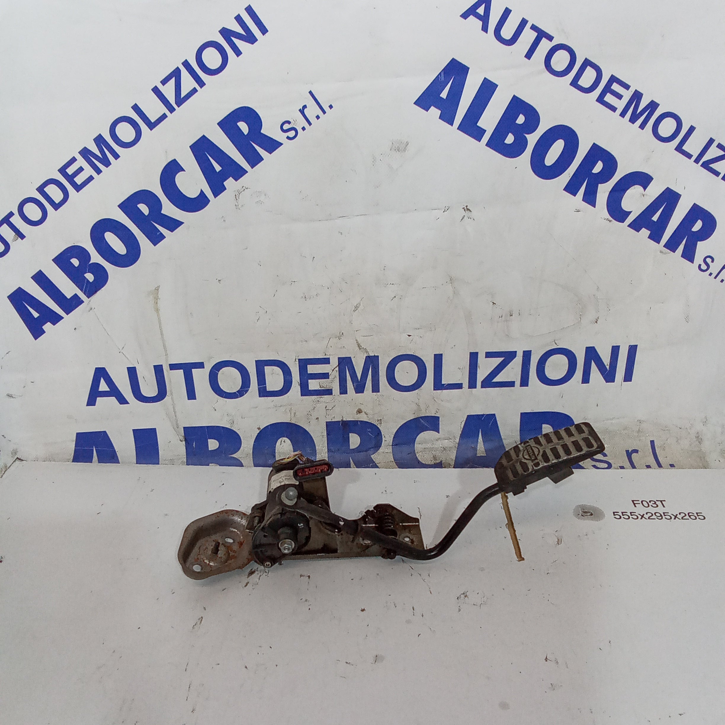 Pedale acceleratore potenziometro nissan almera 2.2 diesel anno 2003 codice 0281002425