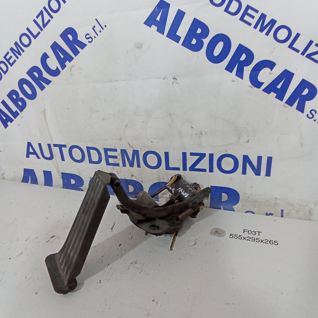 Potenciómetro de pedal de acelerador BMW 320d (E46) año 2001