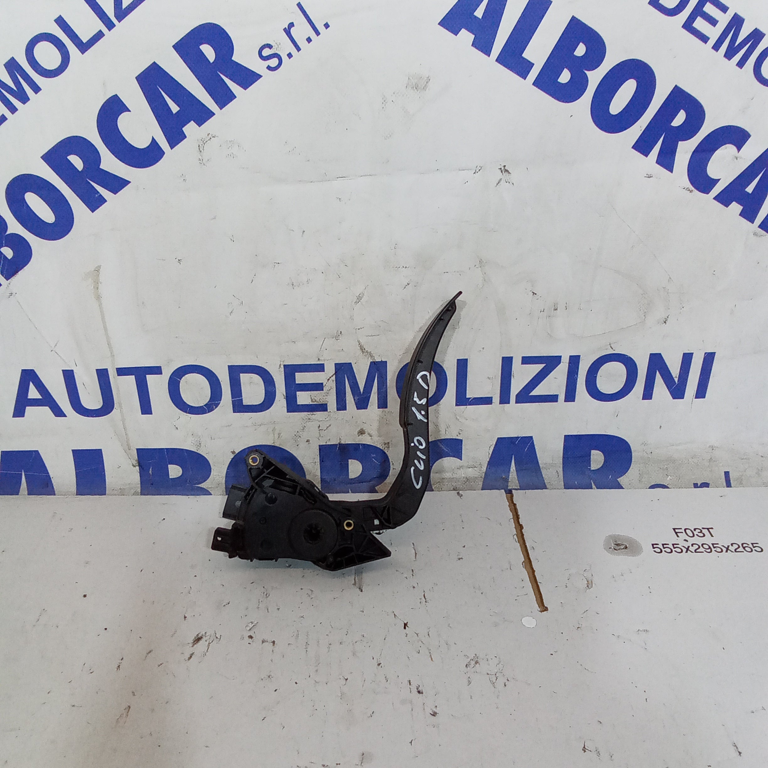 pedale acceleratore potenziometro renault clio 1.5 dci anno 2006 codice PBTGF45