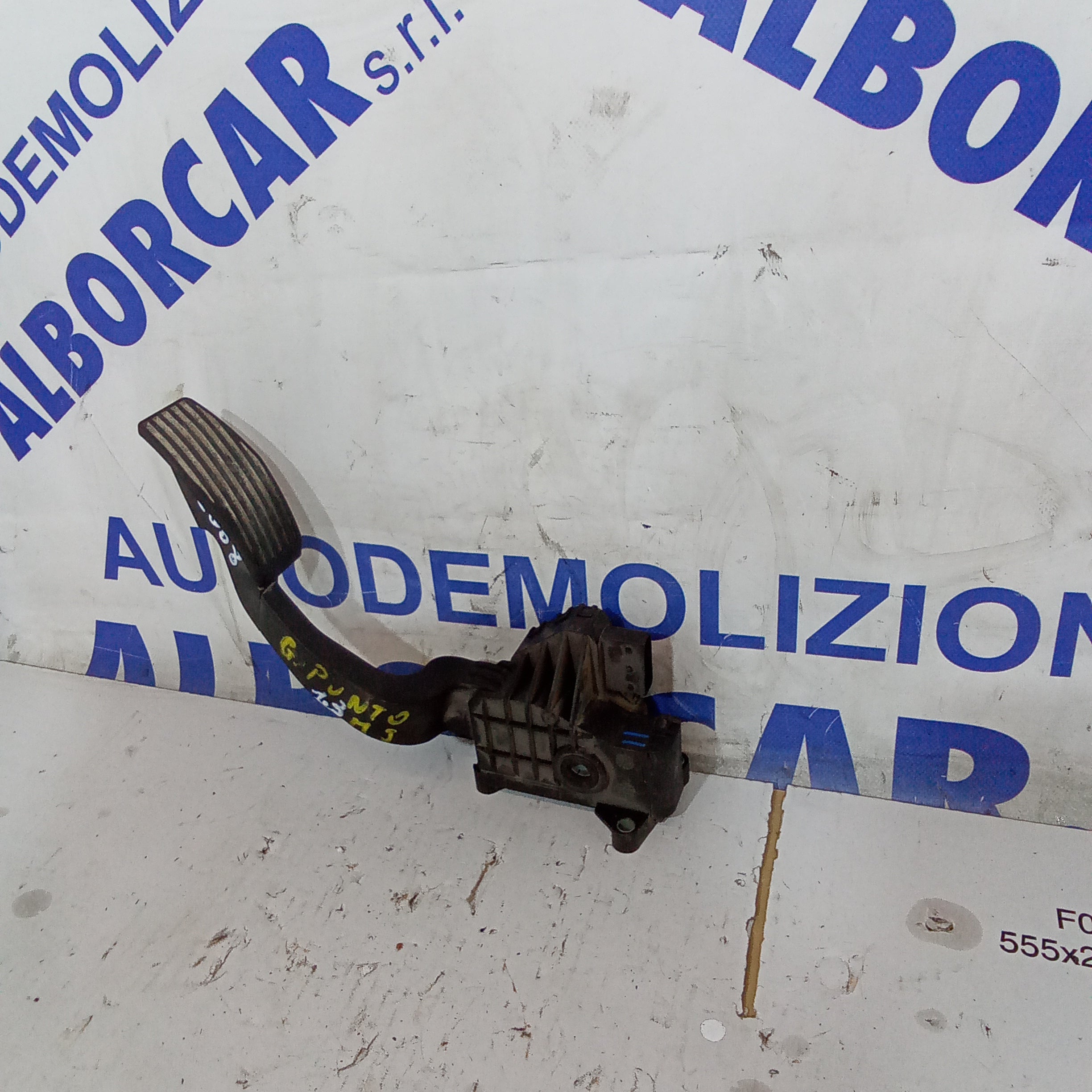 Pedale acceleratore potenziometro fiat grande punto 1.3 mjt anno 2008 codice 55702020