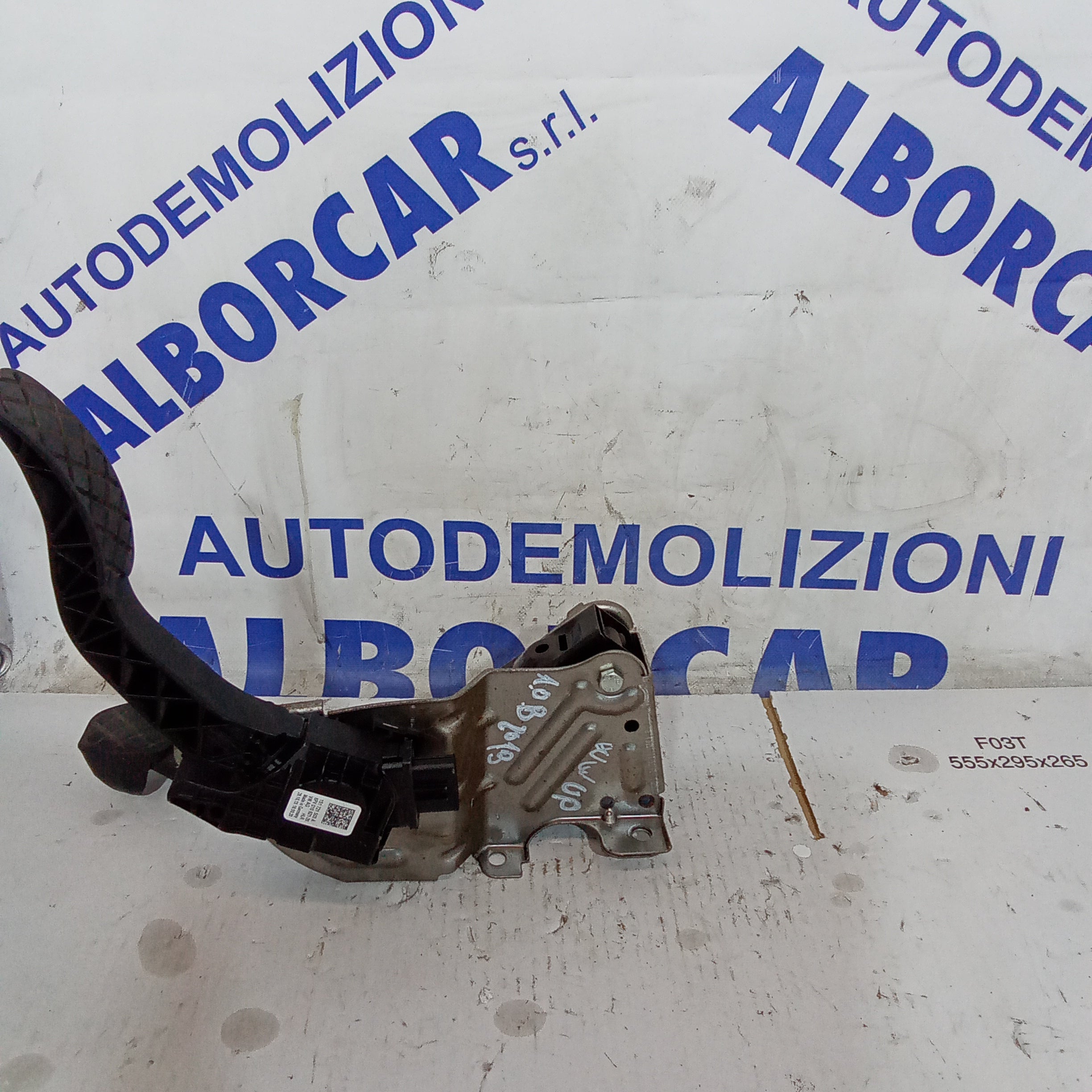 Pedaliera completa potenziometro volkswagen up 1.0 benzina anno 2013