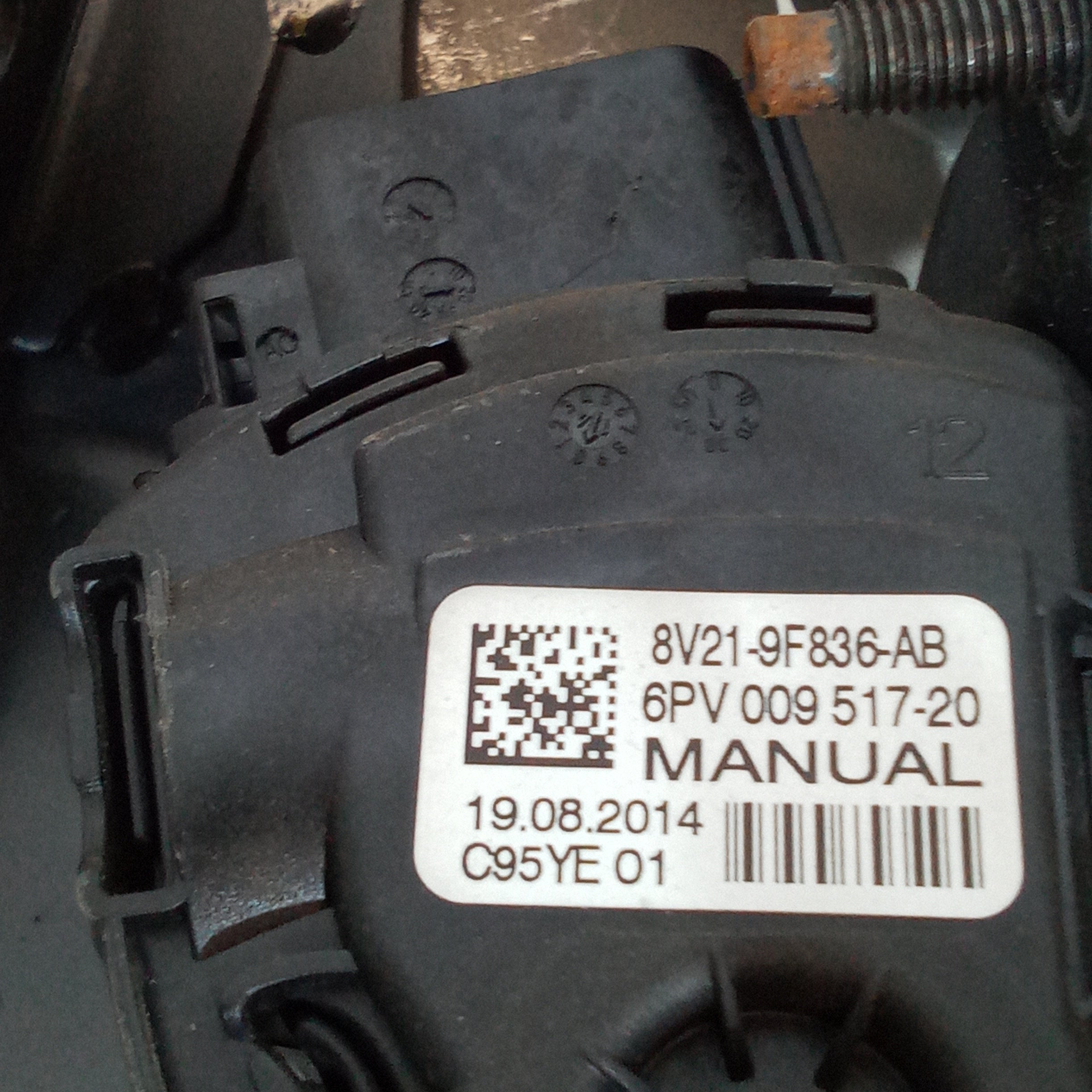 Pedalera con potenciómetro Ford Fiesta 1.4tdci año 2015