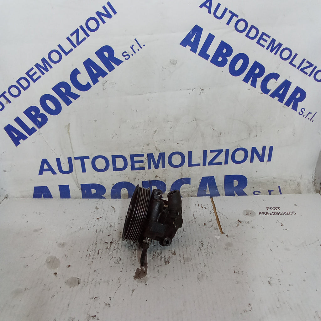 Bomba de dirección asistida Ford Focus 1.8 TDCI año 2002