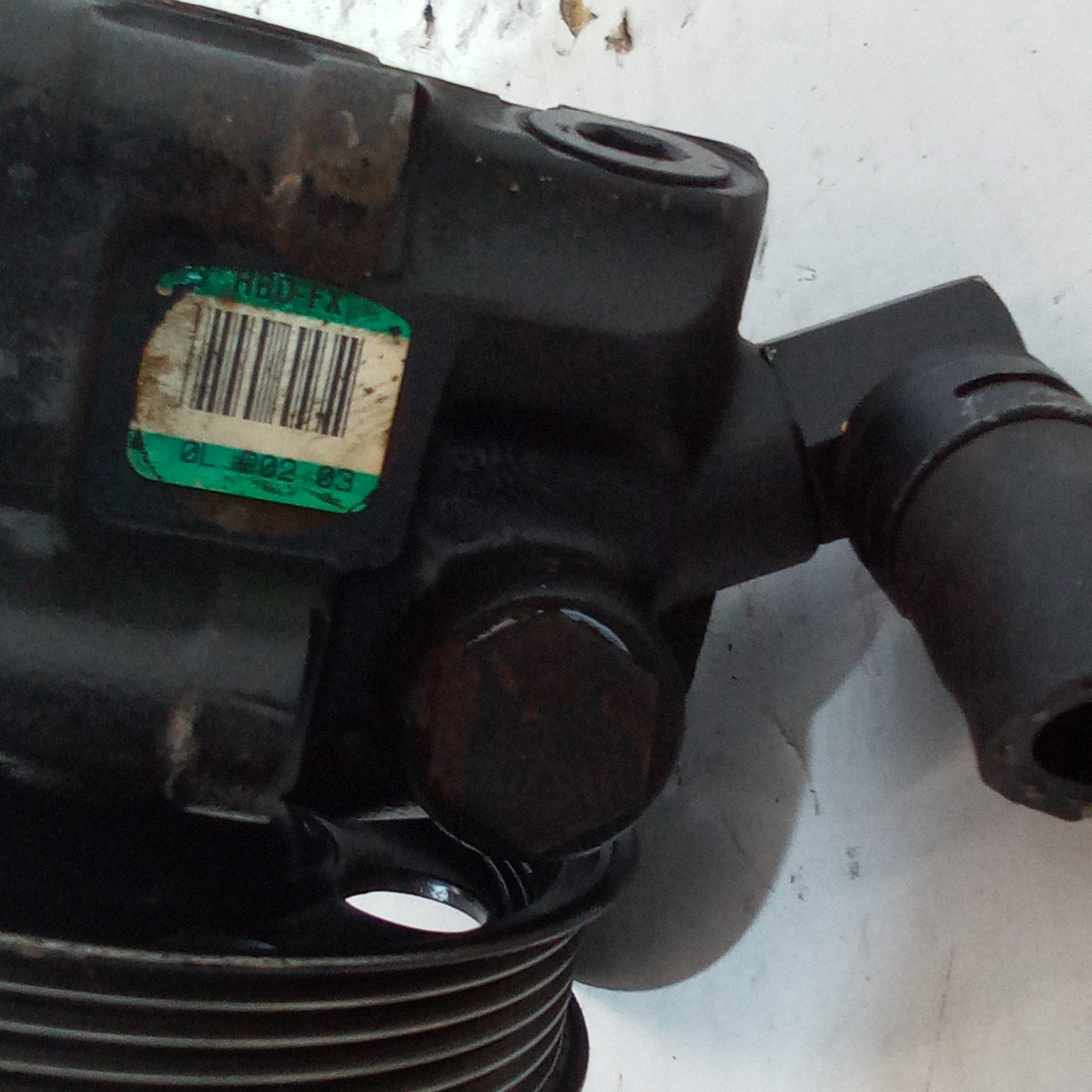Bomba de dirección asistida Ford Focus 1.8 TDCI año 2002