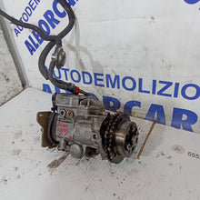 Carica l&#39;immagine nel visualizzatore di Gallery, pompa gasolio ford focus 1.8 tdci anno 2002 cod.0470004006
