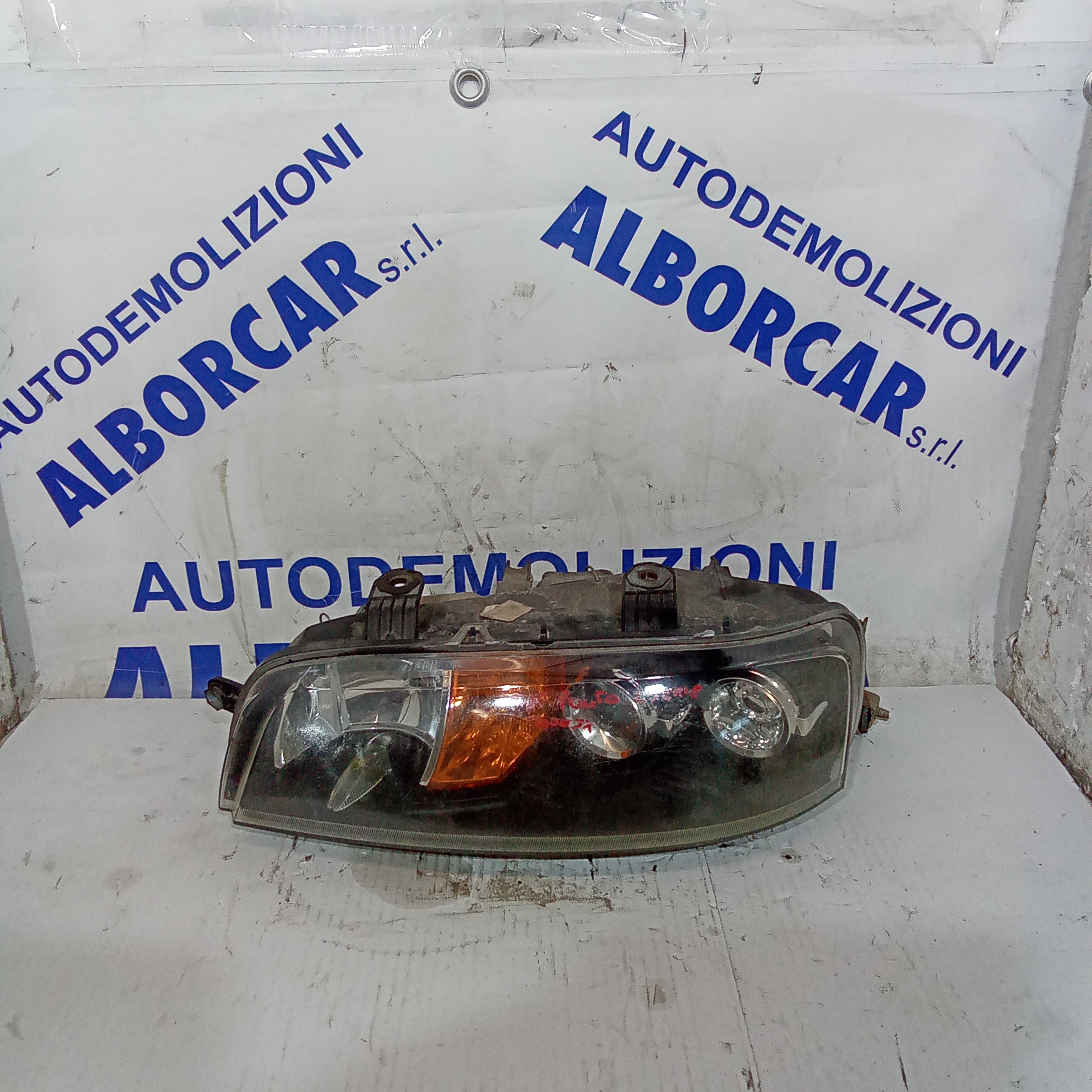 faro delantero izquierdo Fiat Punto 2ª serie año 2000