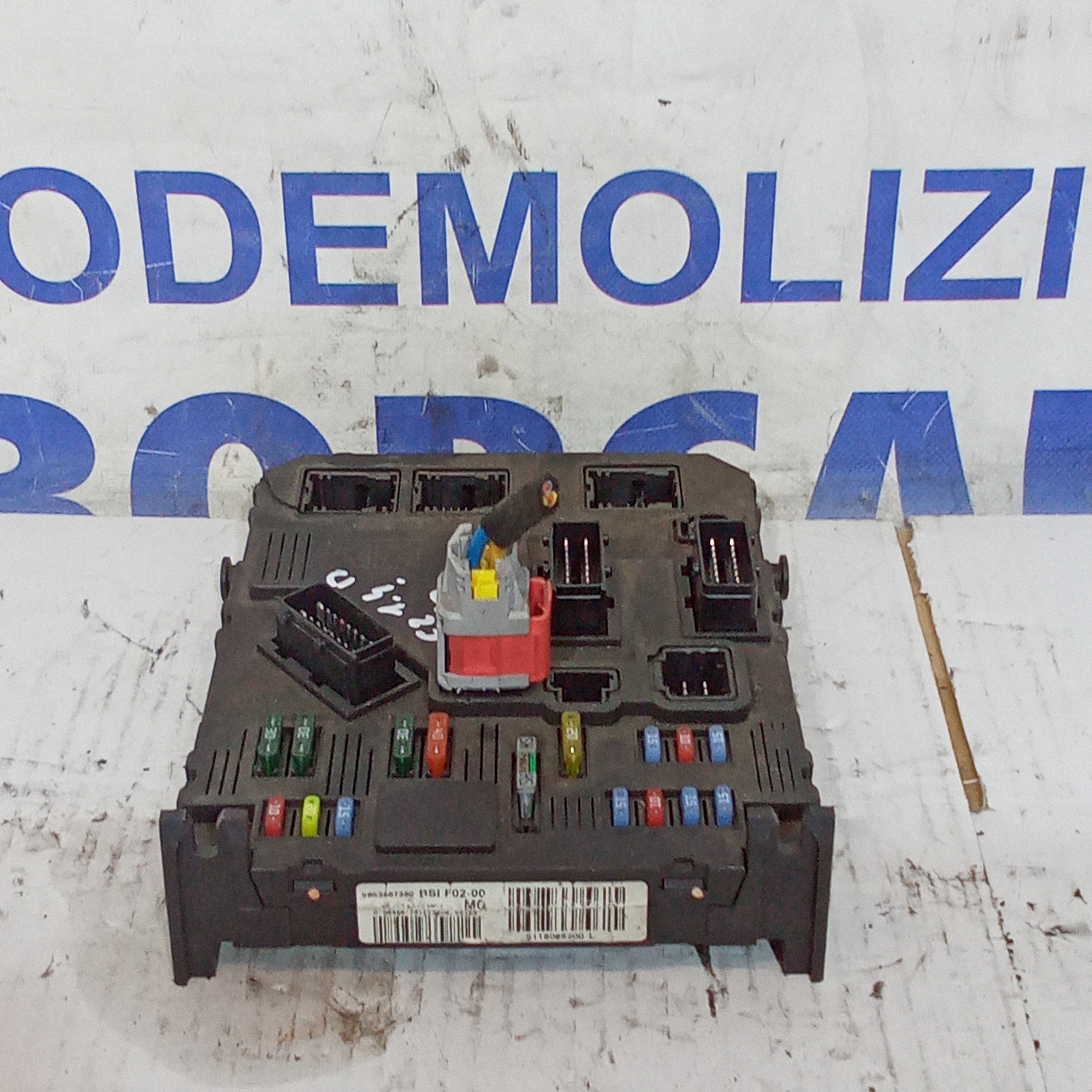 body control module Citroen C2 1.4hdi year 2005/2012 code 9653667380