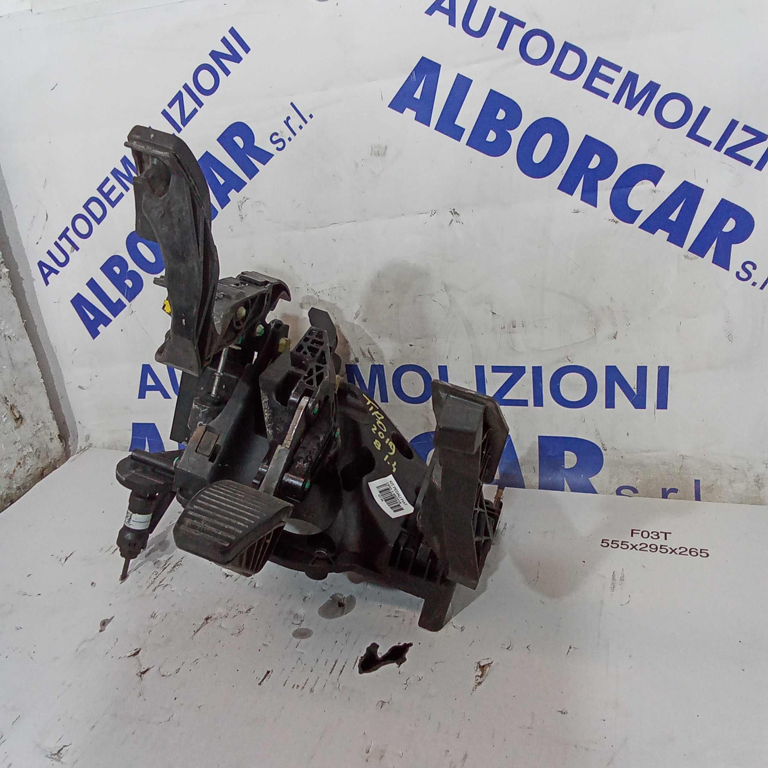 Pedaliera completa fiat tipo 1.4benzina anno 2019 codice 52096454