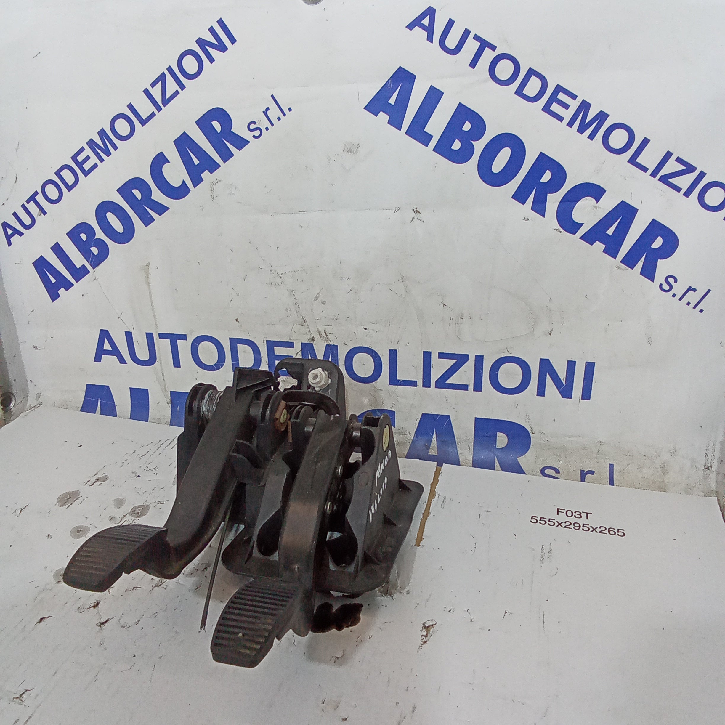 Pedalera Fiat Panda 4x4 1.3mjt año 2009