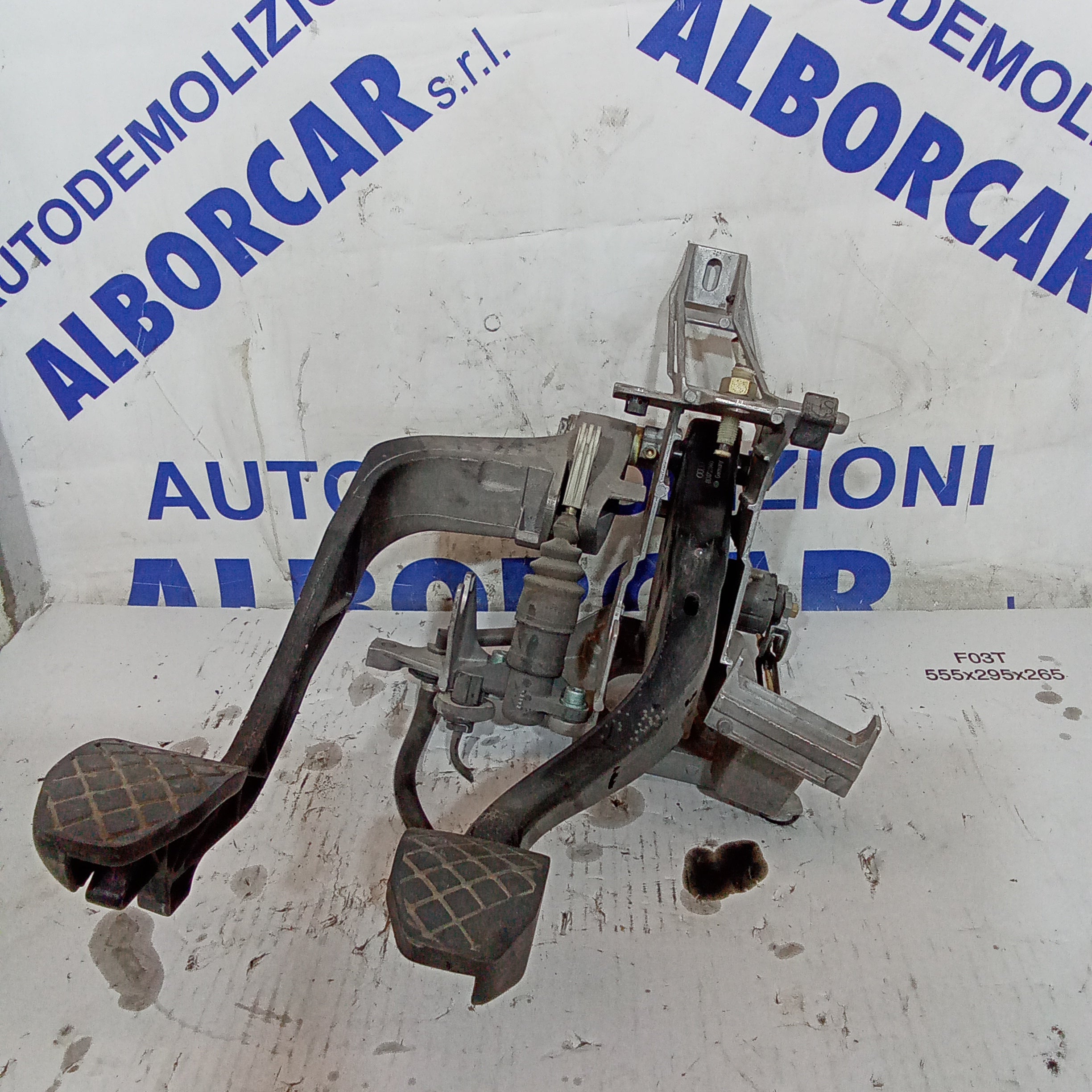 Pedaliera volkswagen passat 1.9tdi anno 1996/1999 codice 8D1721140