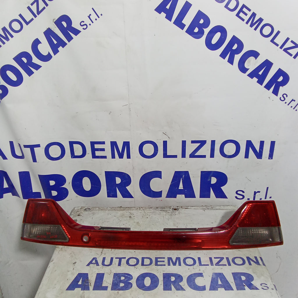 Faro de freno trasero interior Seat Toledo año 1999