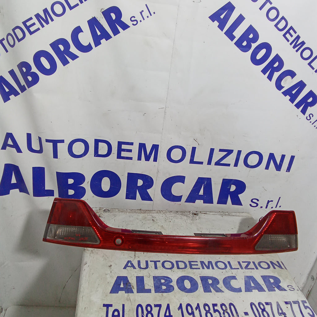 Faro de freno trasero interior Seat Toledo año 1999