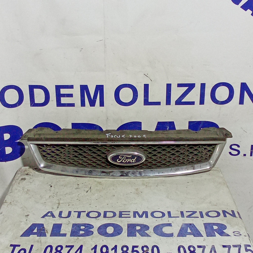 Rejilla delantera Ford Focus año 2005