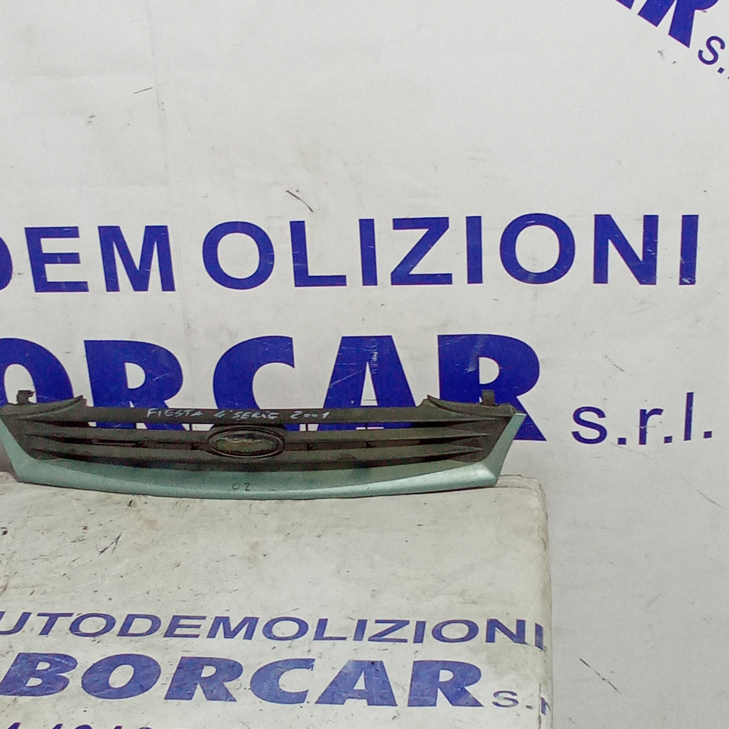 Griglia mascherina ford fiesta 4 serie anno 2001