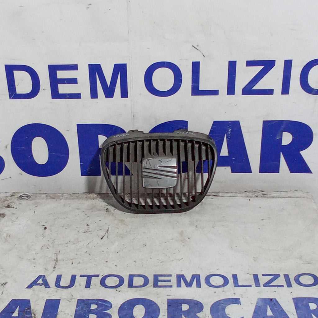 Rejilla calandra Seat Ibiza año 2001/2006