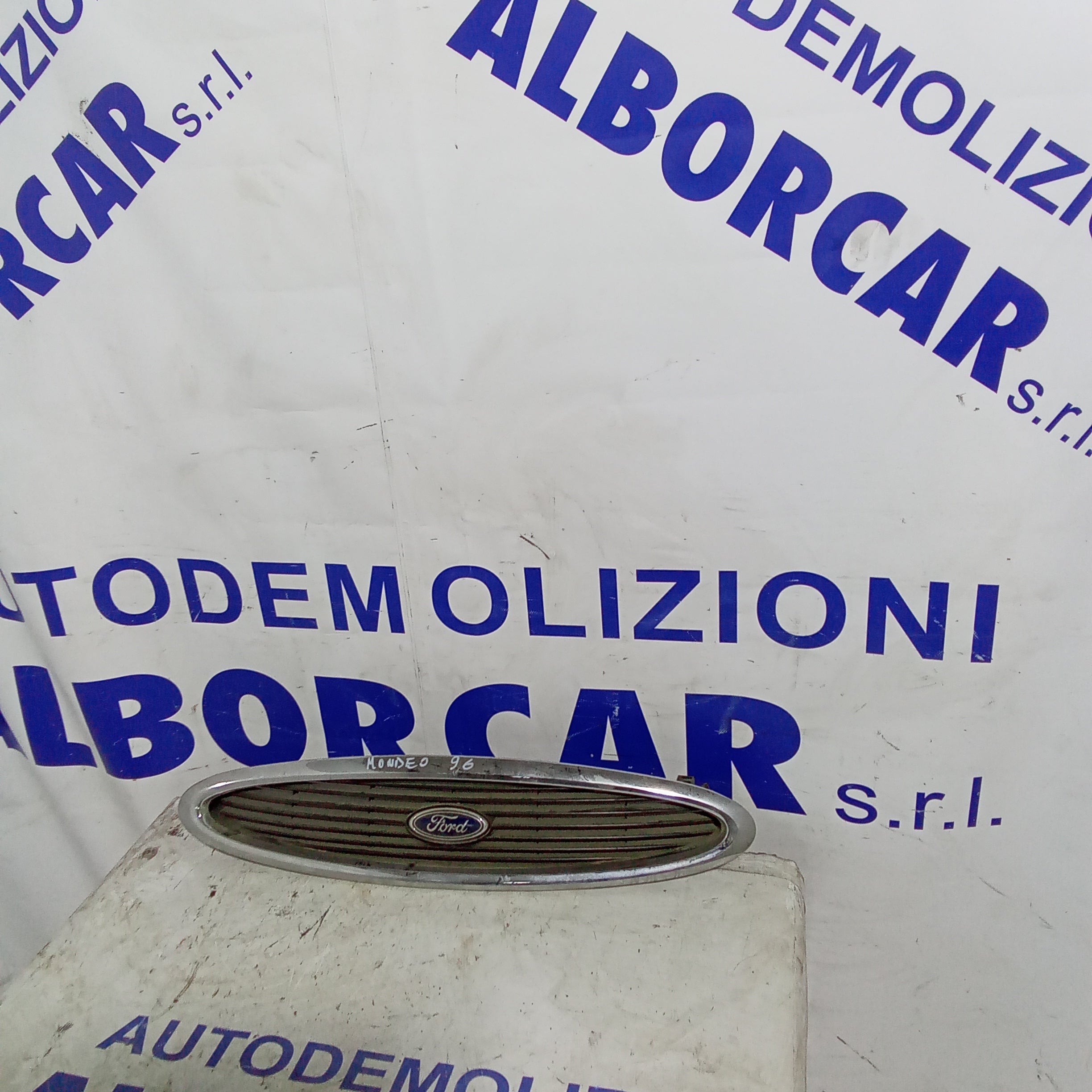 Griglia mascherina ford mondeo anno 1996