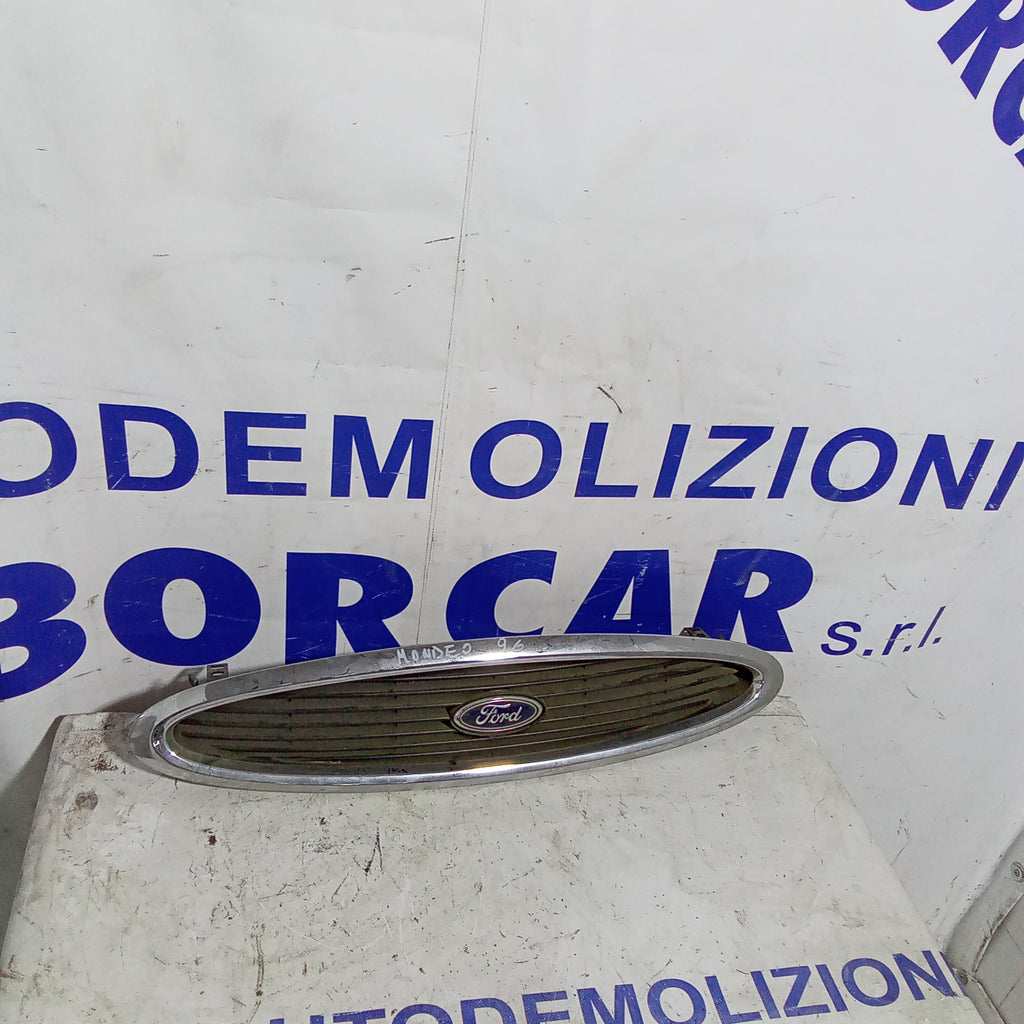 Griglia mascherina ford mondeo anno 1996