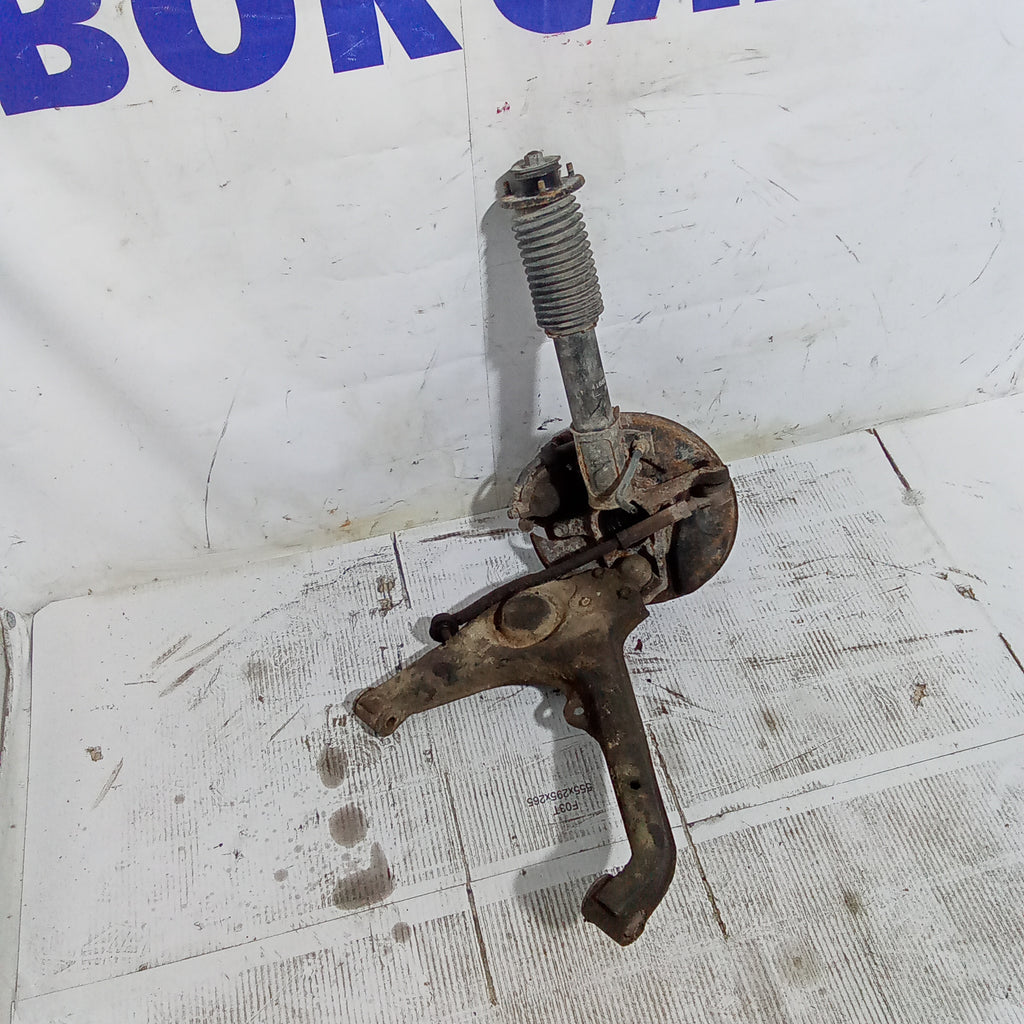 mangueta delantera izquierda (completa) Suzuki Vitara 1.6 gasolina año 1998