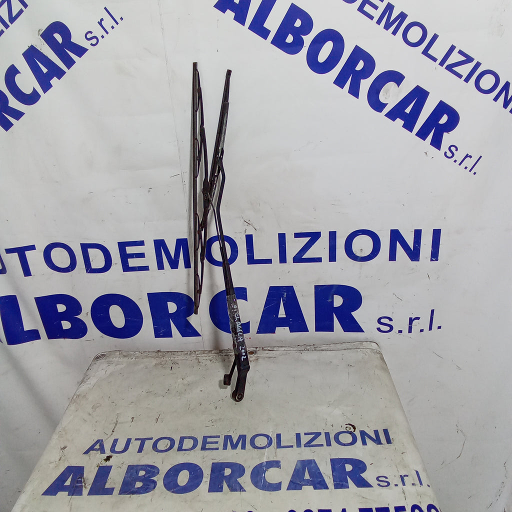 brazos limpiaparabrisas (pareja) delantero Opel Agila año 2002