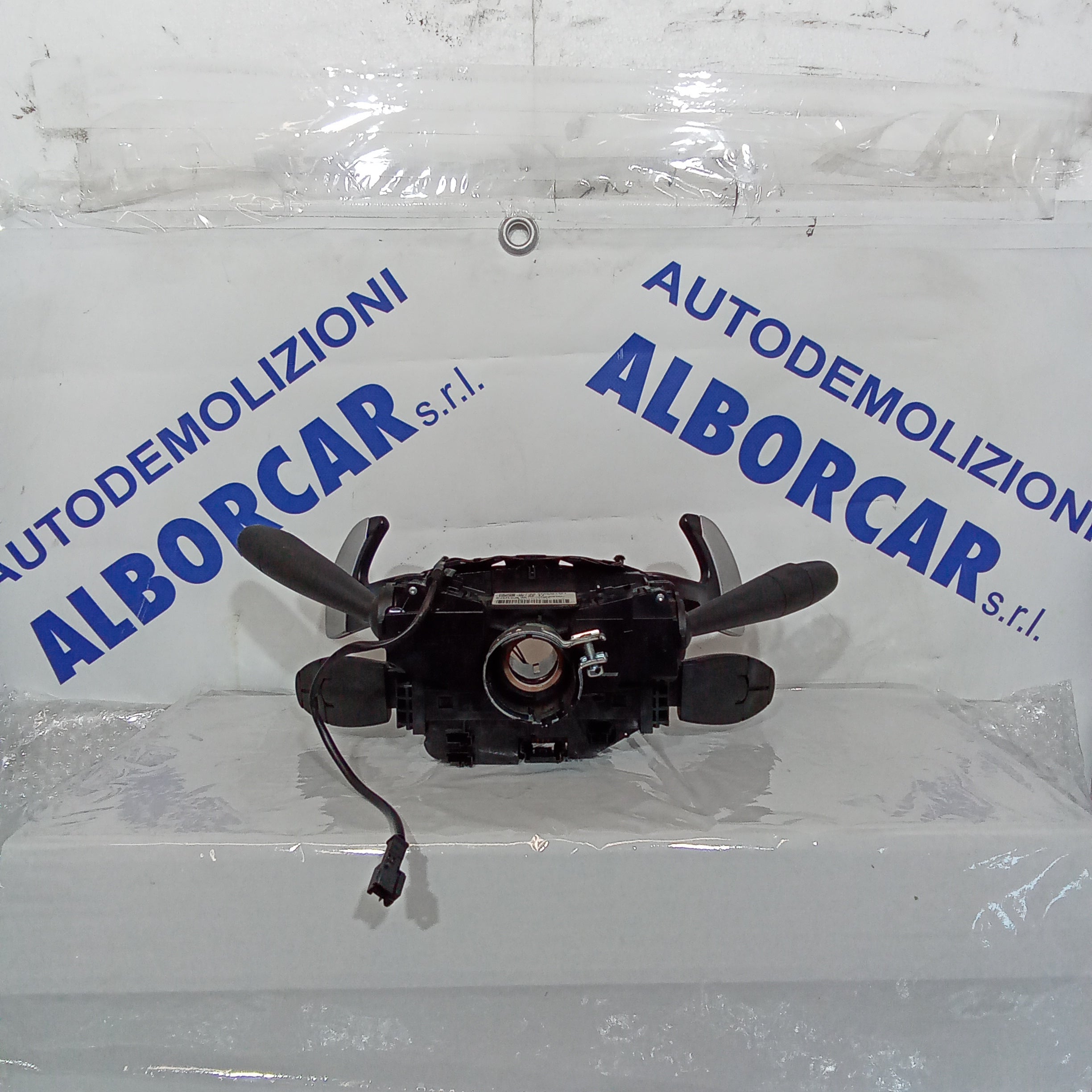 turn signal switch Peugeot 3008 code 96663613XT