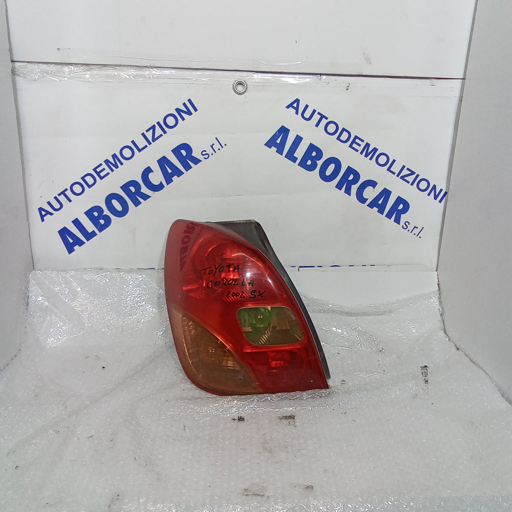 Left tail light Toyota Corolla year 2002