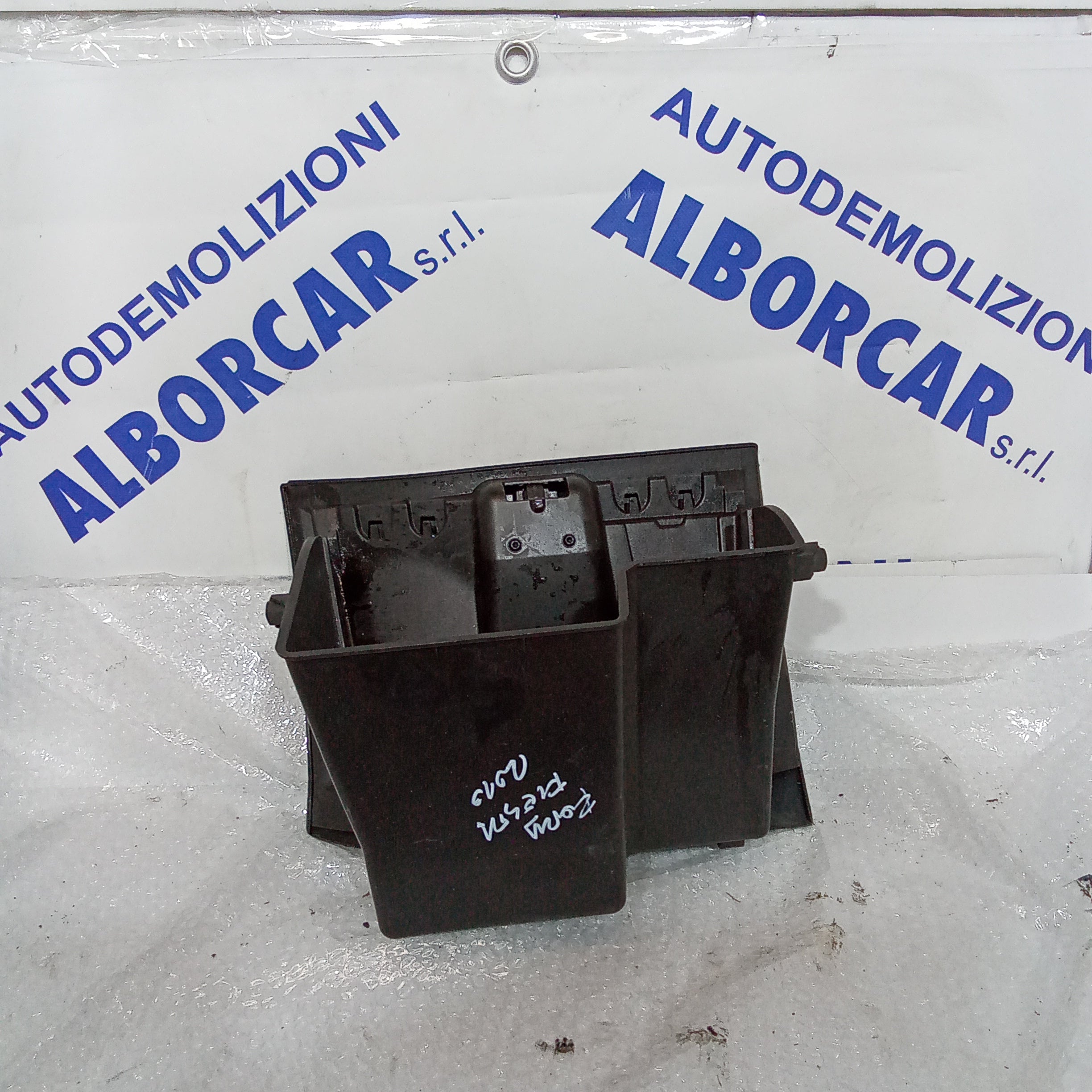 Portaoggetti ford fiesta anno 2010 codice 39441M
