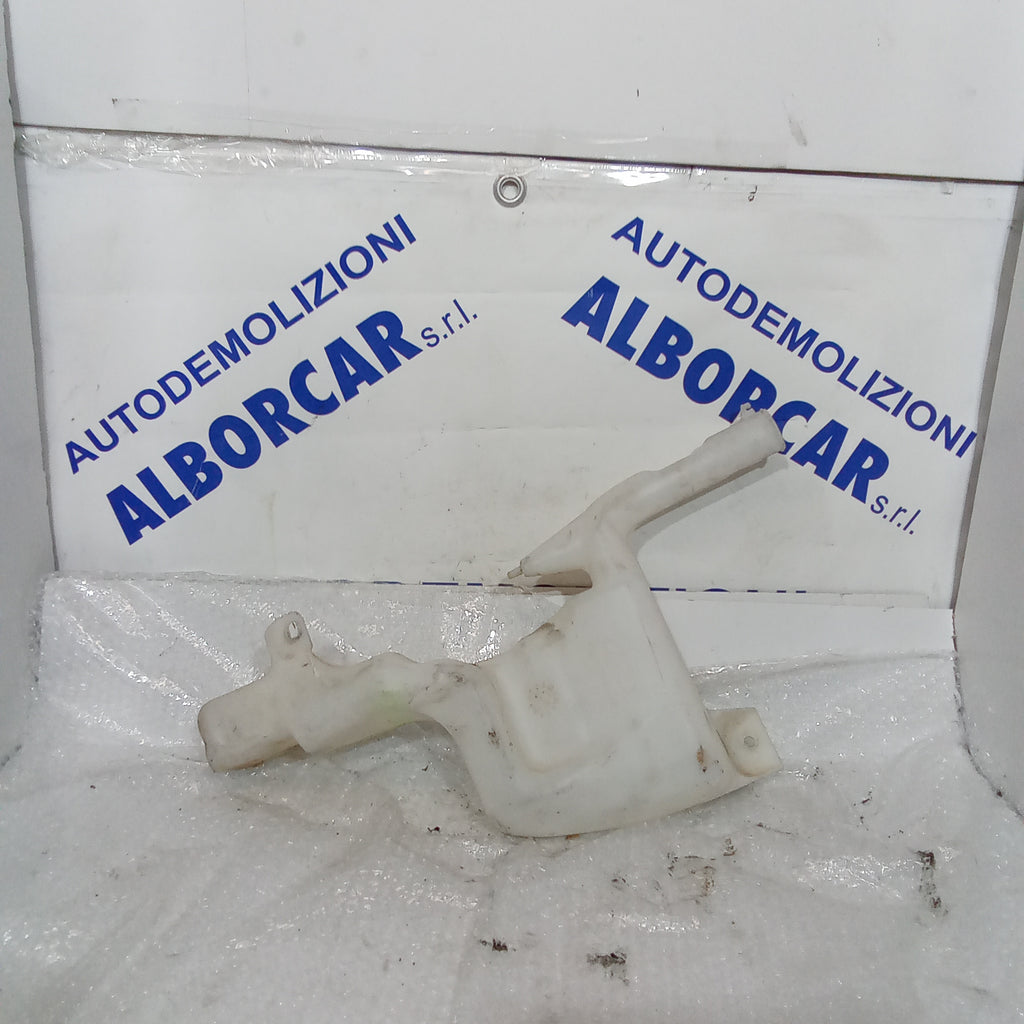 Vaschetta acqua tergicristalli ford fiesta 1.4 benzina anno 2010
