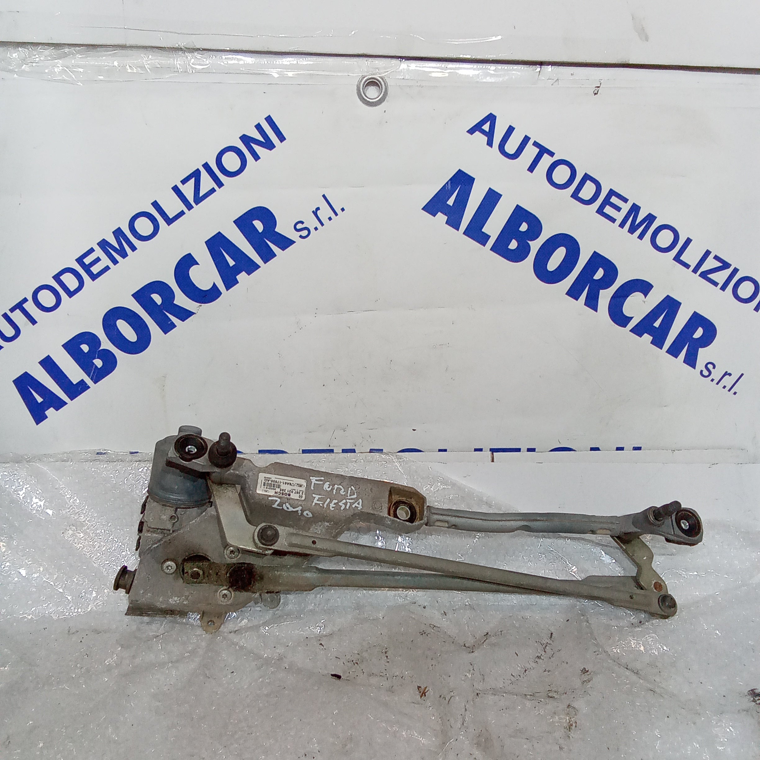 Motorino tergicristalli anteriore ford fiesta anno 2010