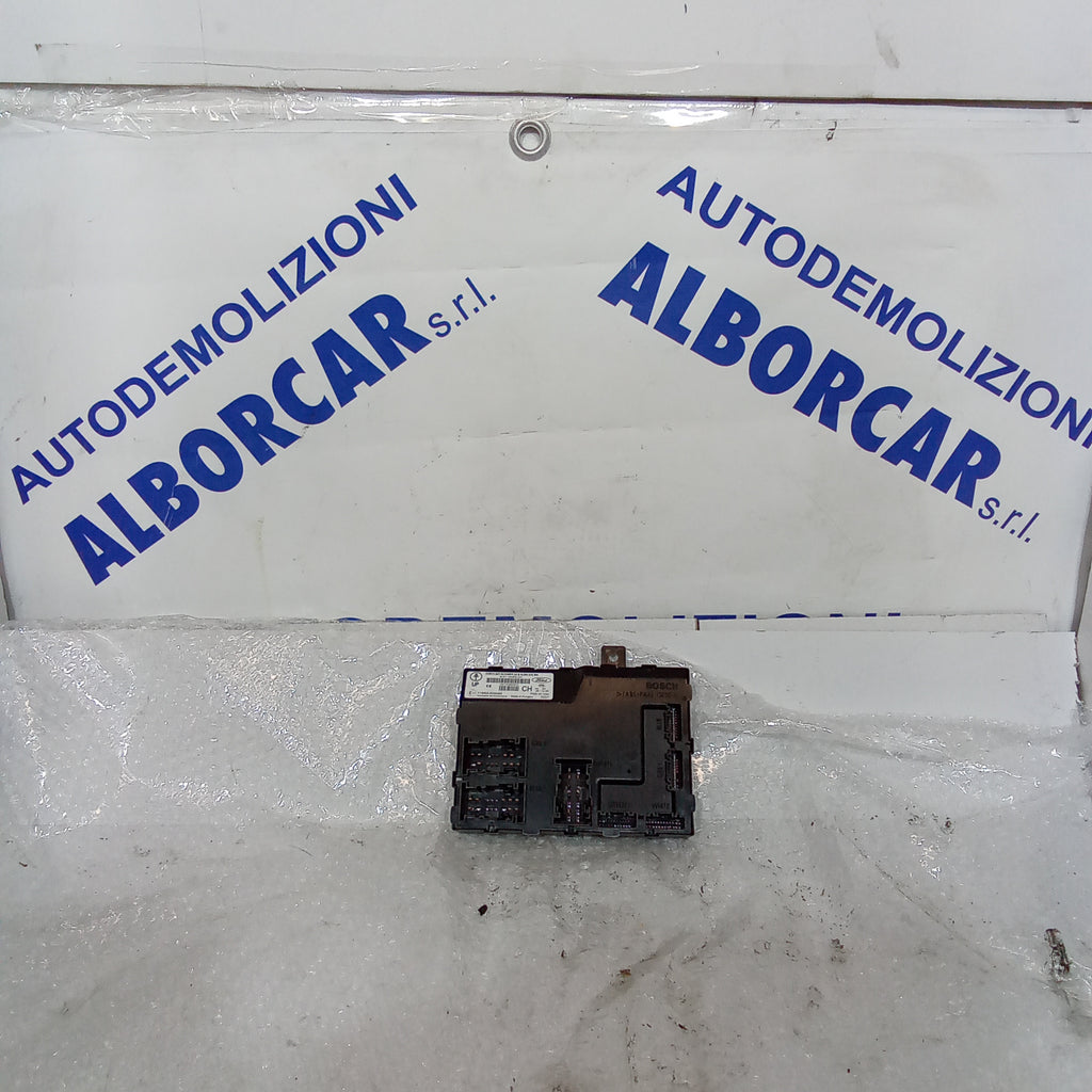 Centralita de carrocería Ford Fiesta 1.4 gasolina año 2010
