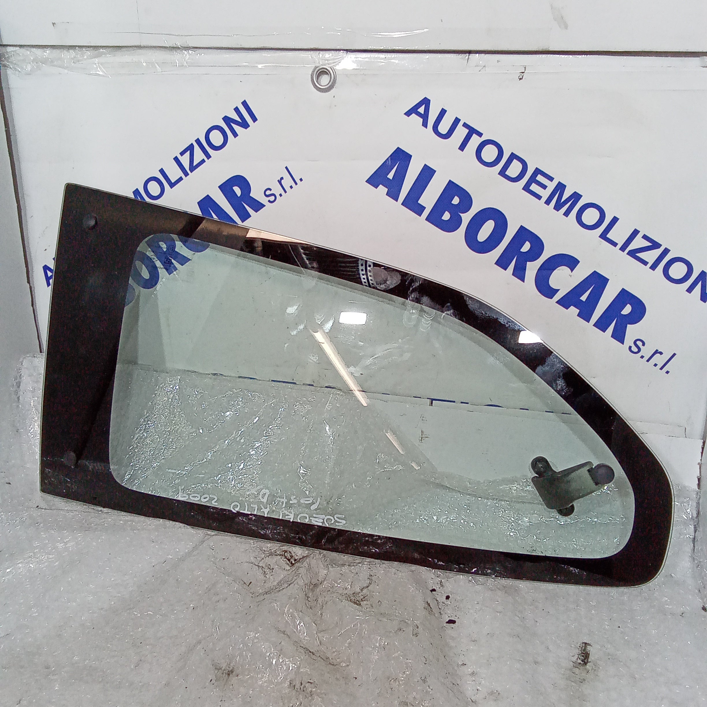 Right rear window Suzuki Alto 1.0 petrol year 2009