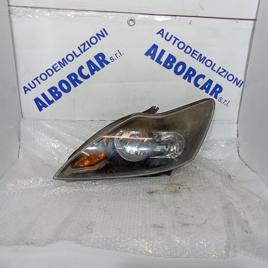 Front left headlight Ford Focus year 2011