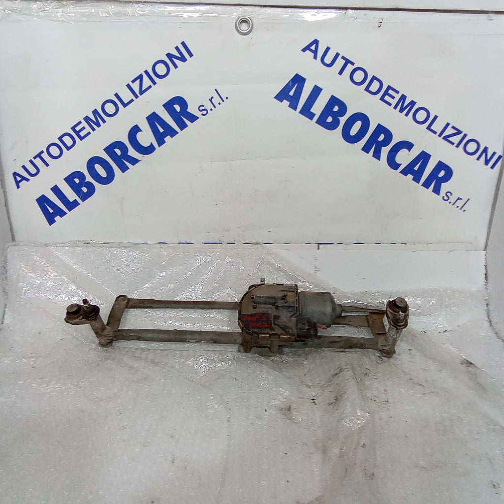 Motor de limpiaparabrisas delantero Volkswagen Golf 5 año 2007