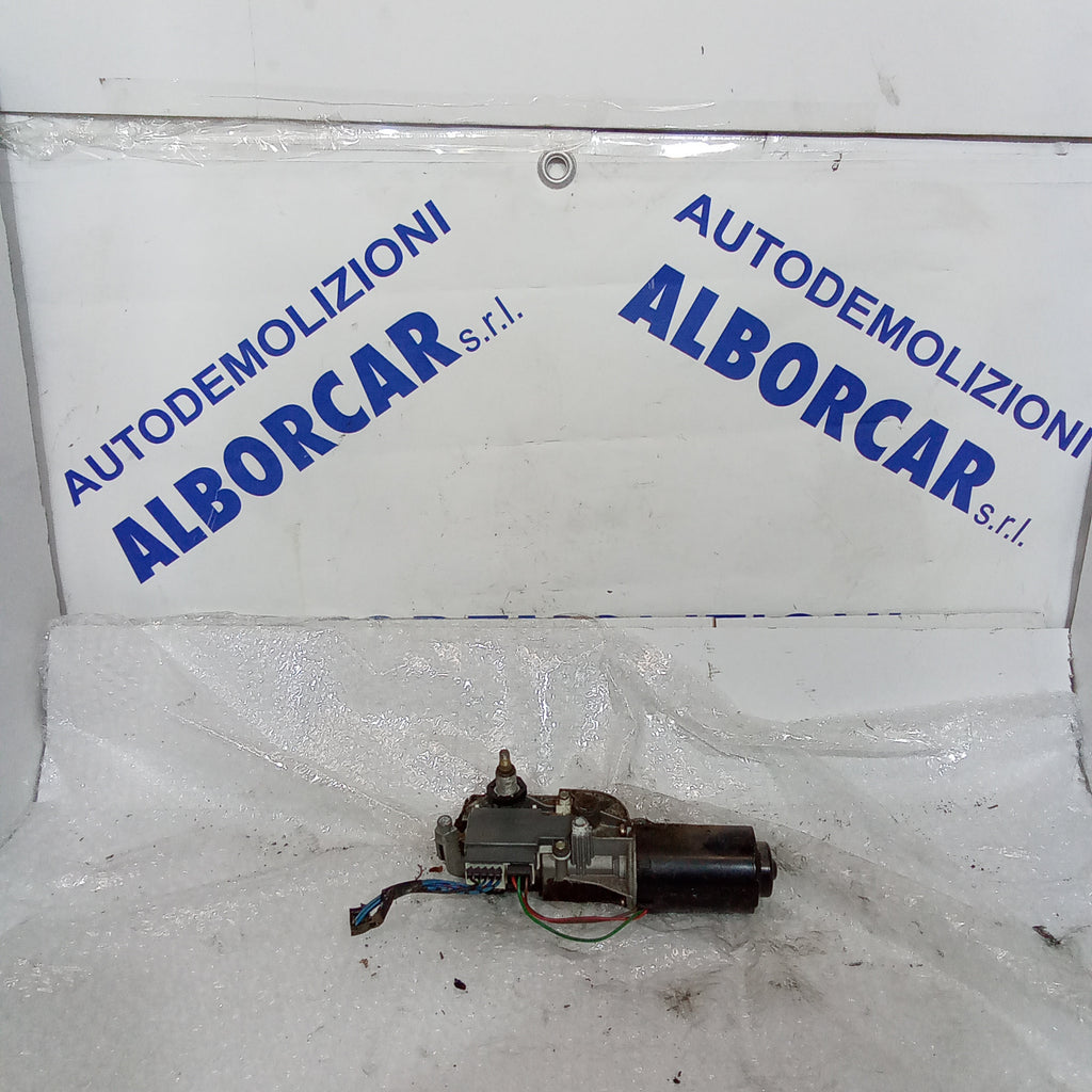 Motor de limpiaparabrisas trasero Y10 año 1985/1995