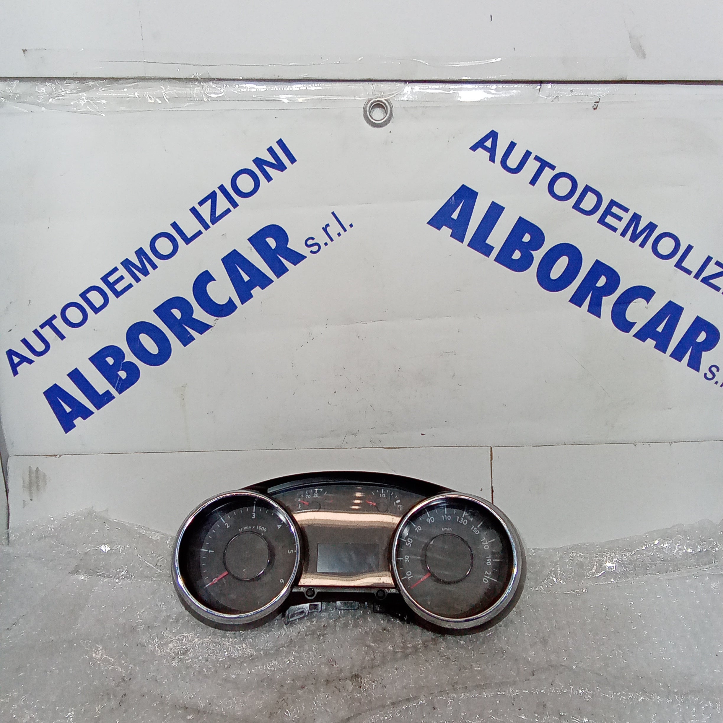 Quadro strumenti/contachilometri peugeot 3008 1.6hdi anno 2010 codice 9666174980