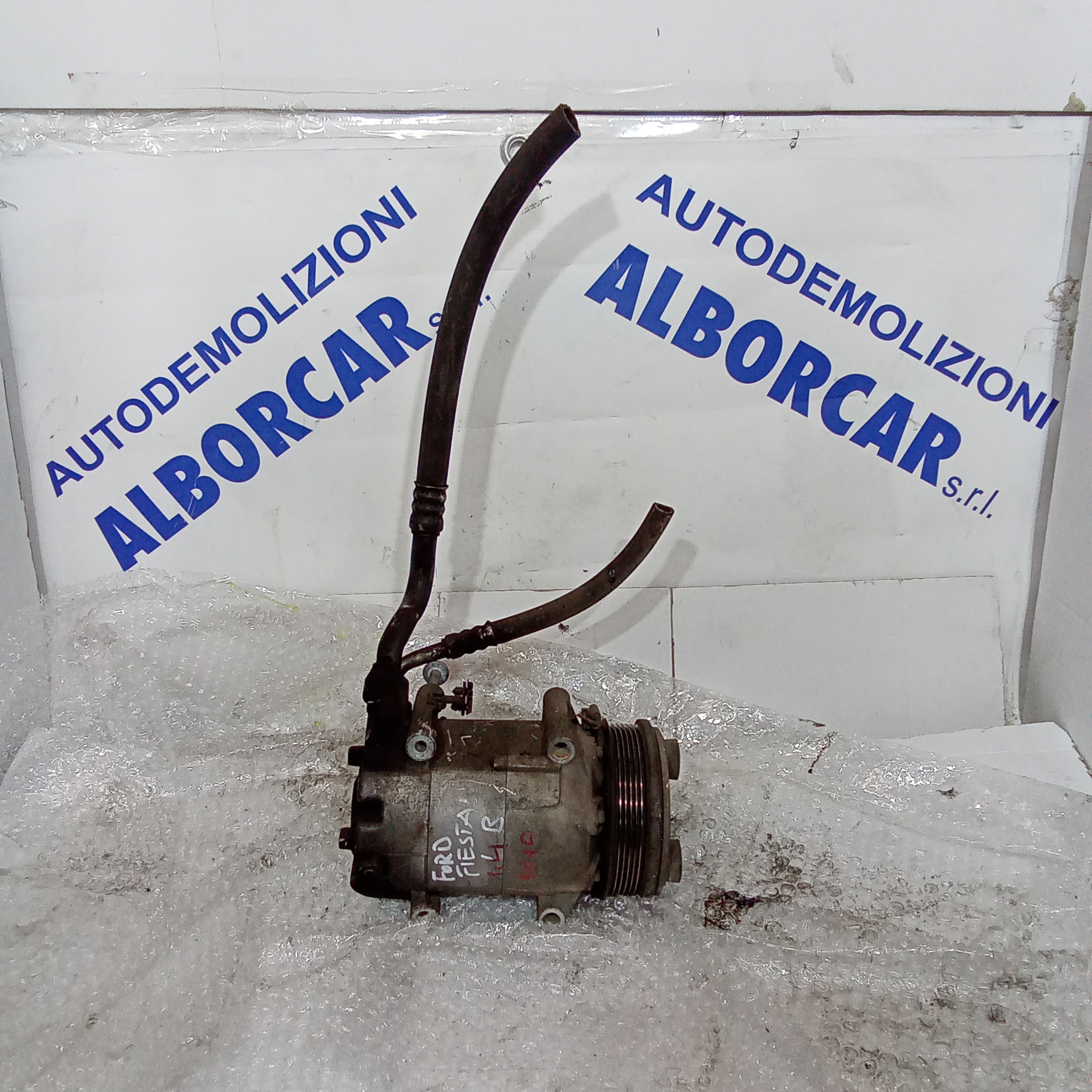Compressore aria condizionata ford fiesta 1.4 benzina anno 2010