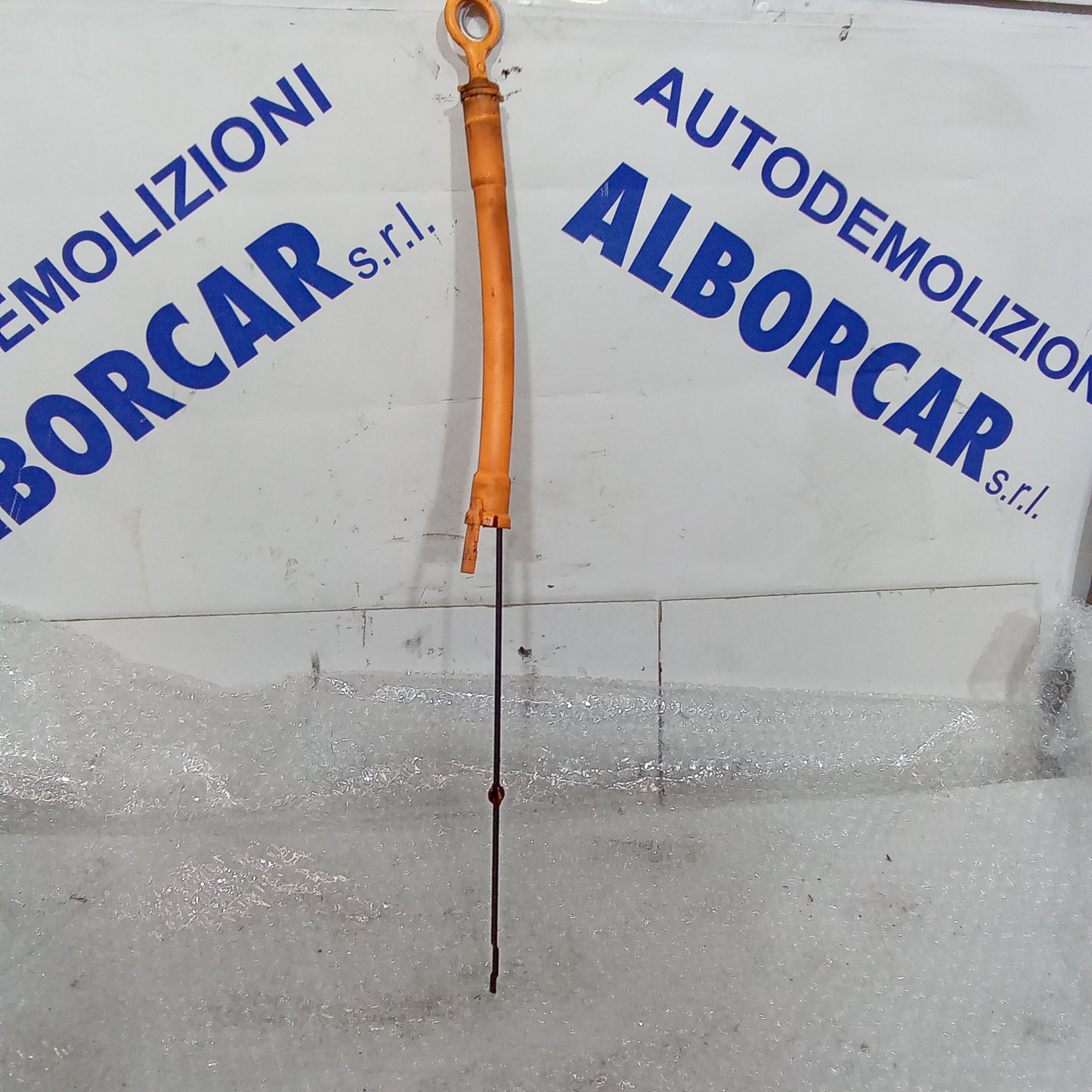 Audi A4 1.9TDI 2004 oil dipstick