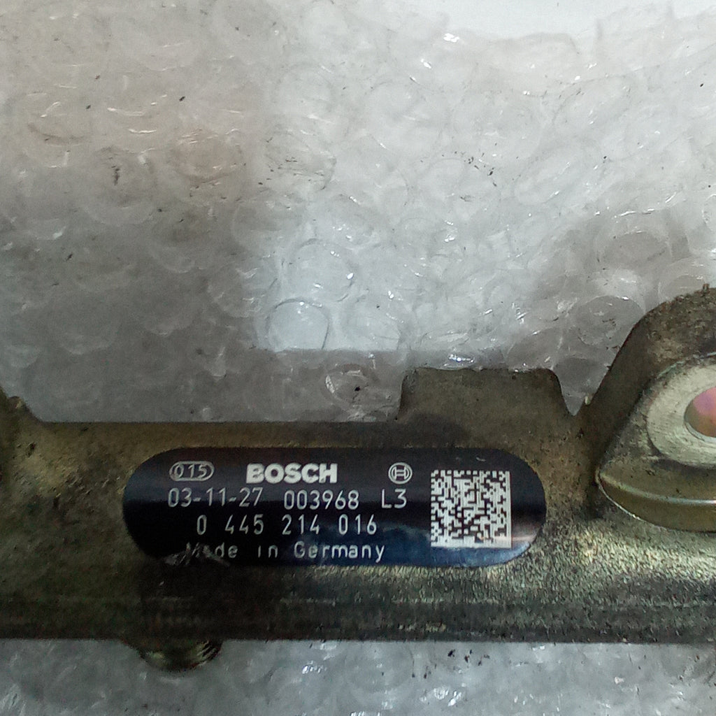 Fuel injection rail Fiat Stilo 1.9 JTD year 2004