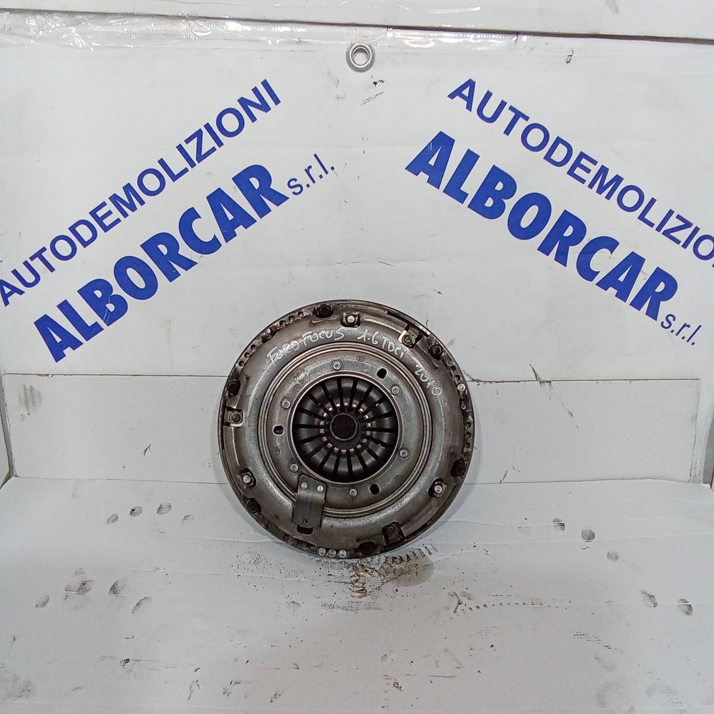 Clutch flywheel Ford Focus 1.6tdci year 2010 kilometers 155000