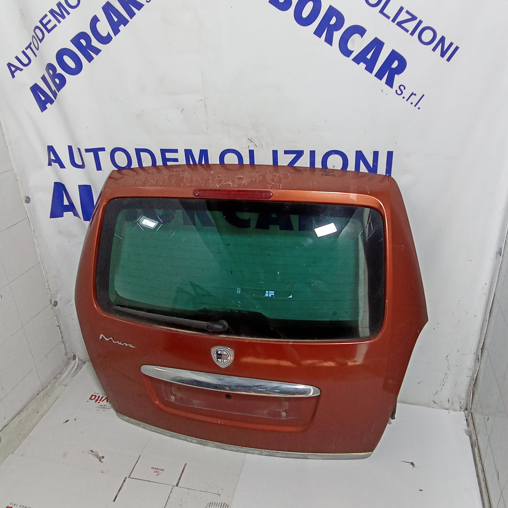 Portón trasero Lancia Musa año 2004