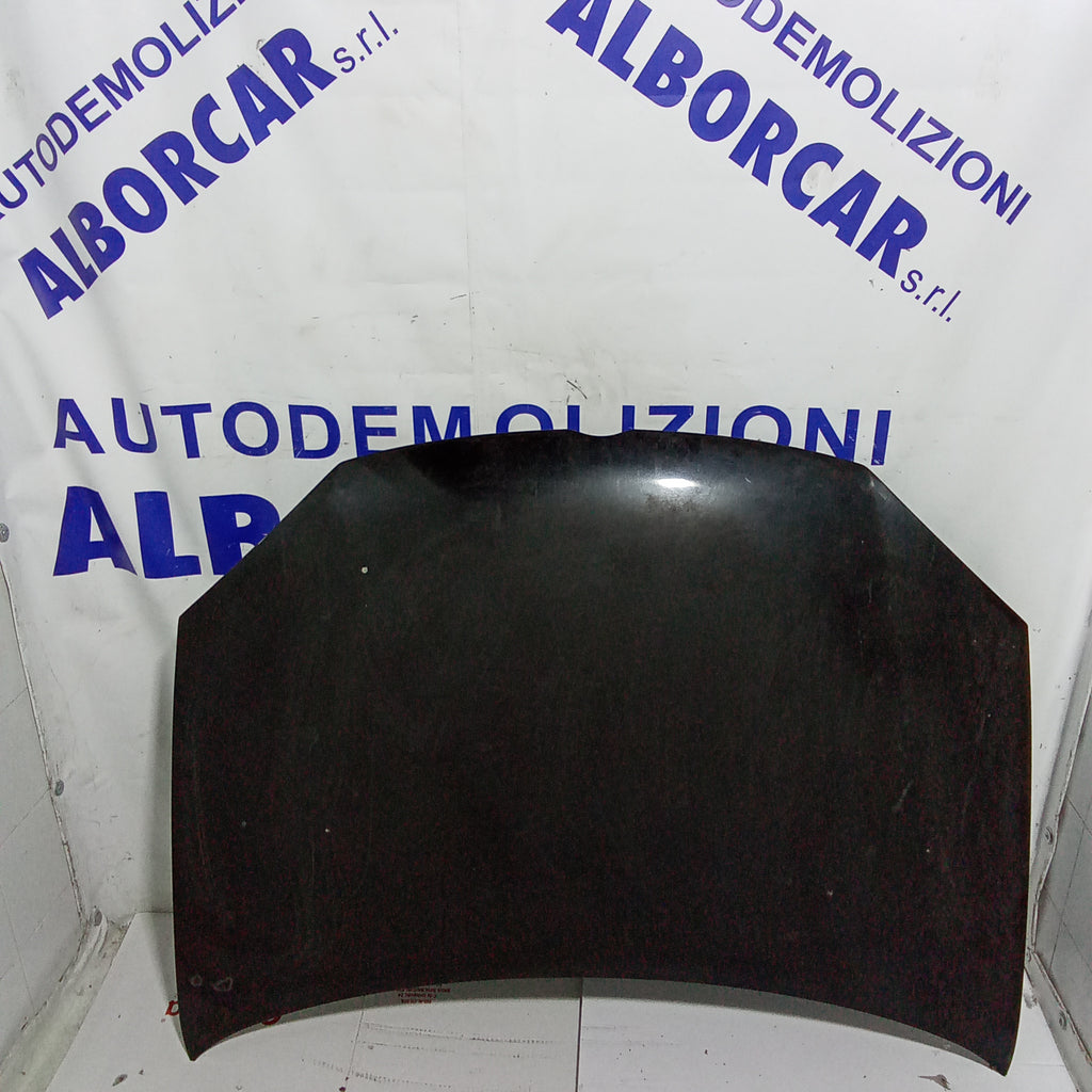 Capó delantero Volkswagen Golf 5 año 2006