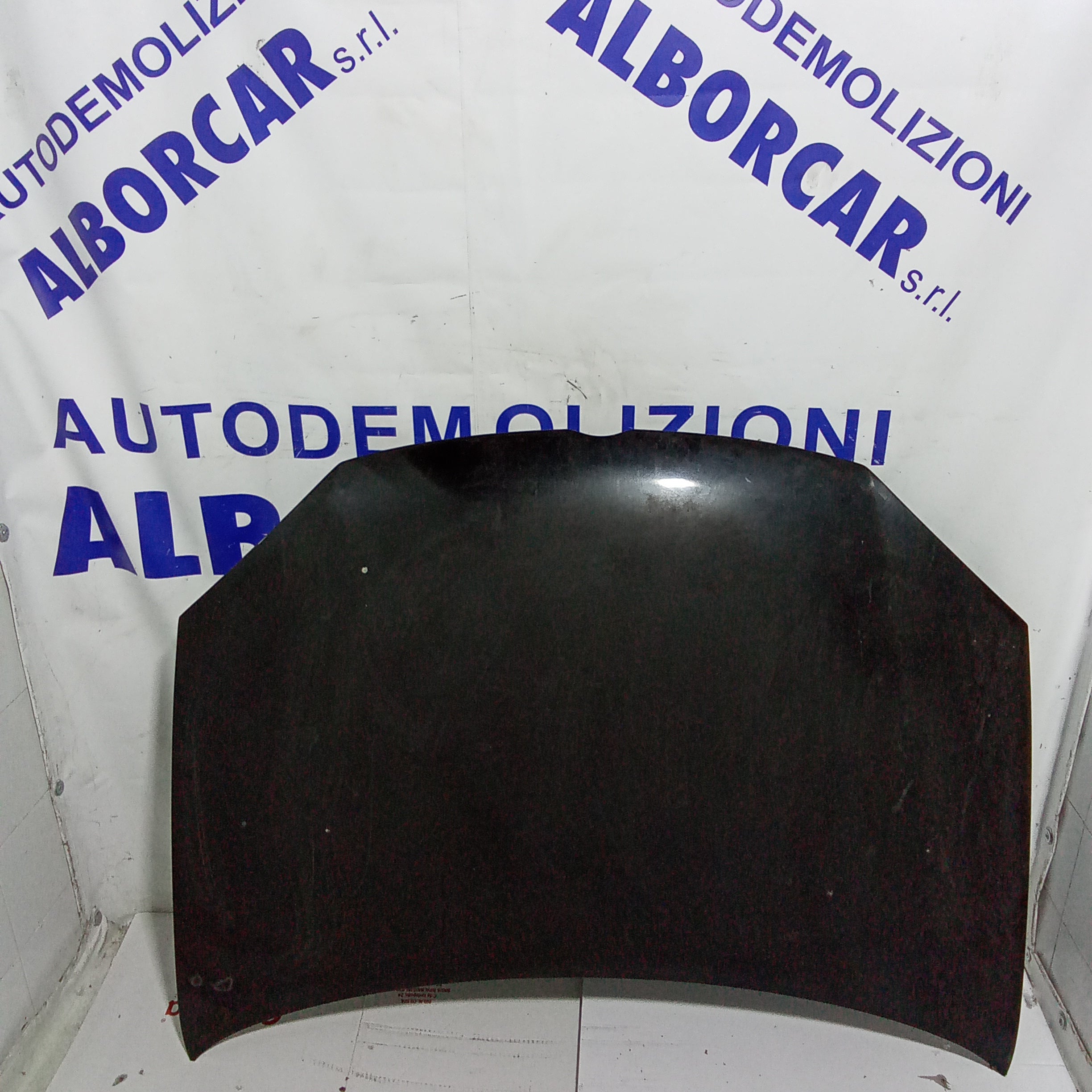 Capó delantero Volkswagen Golf 5 año 2006