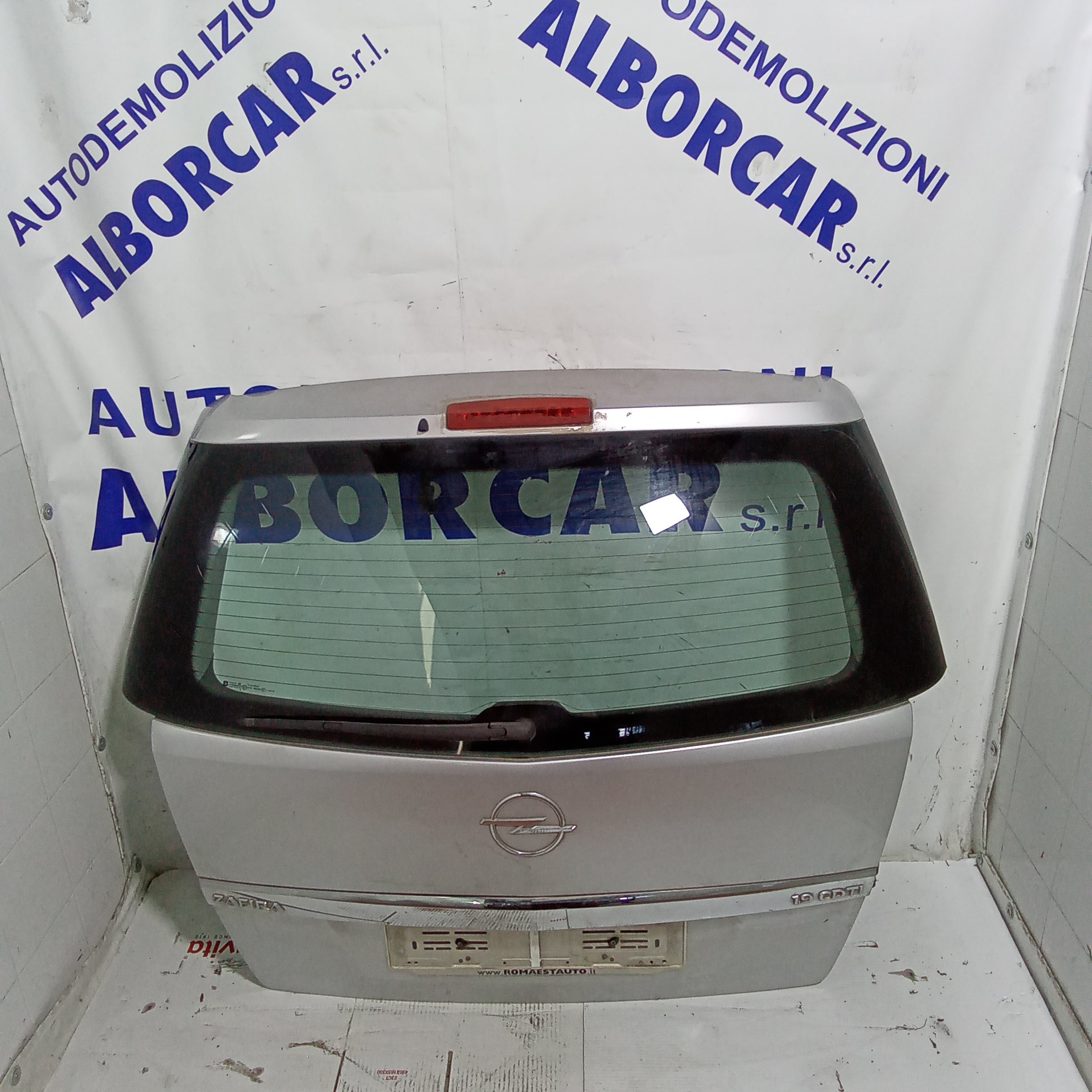 Portón trasero Opel Zafira año 2007